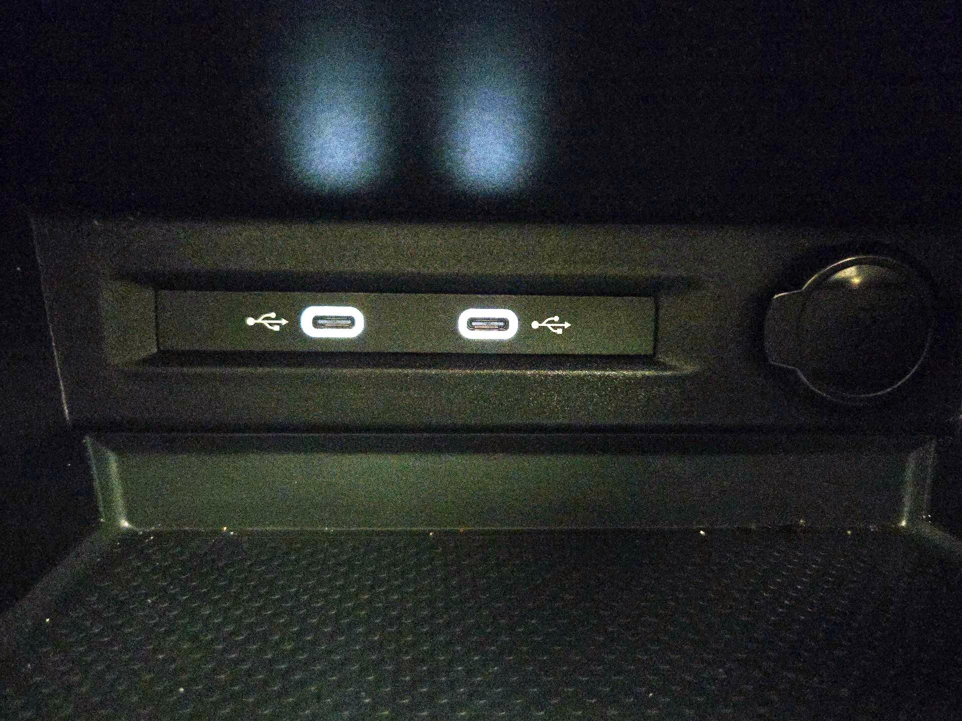 Thumbnail: 2023 Volkswagen Taos - 18