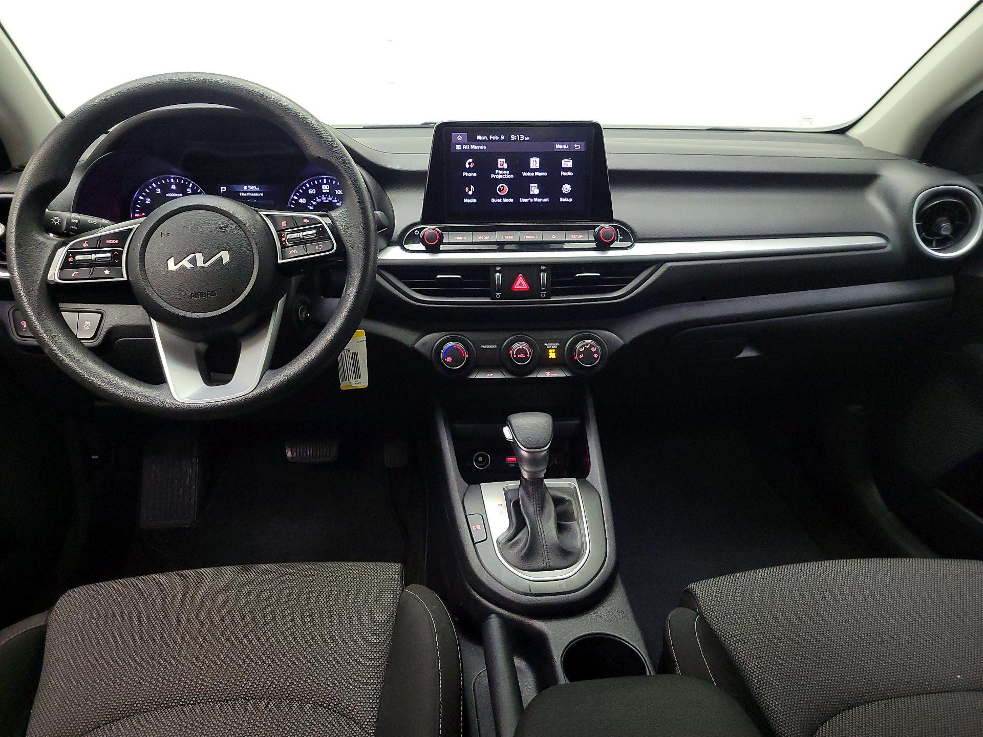 Thumbnail: 2024 Kia Forte - 9