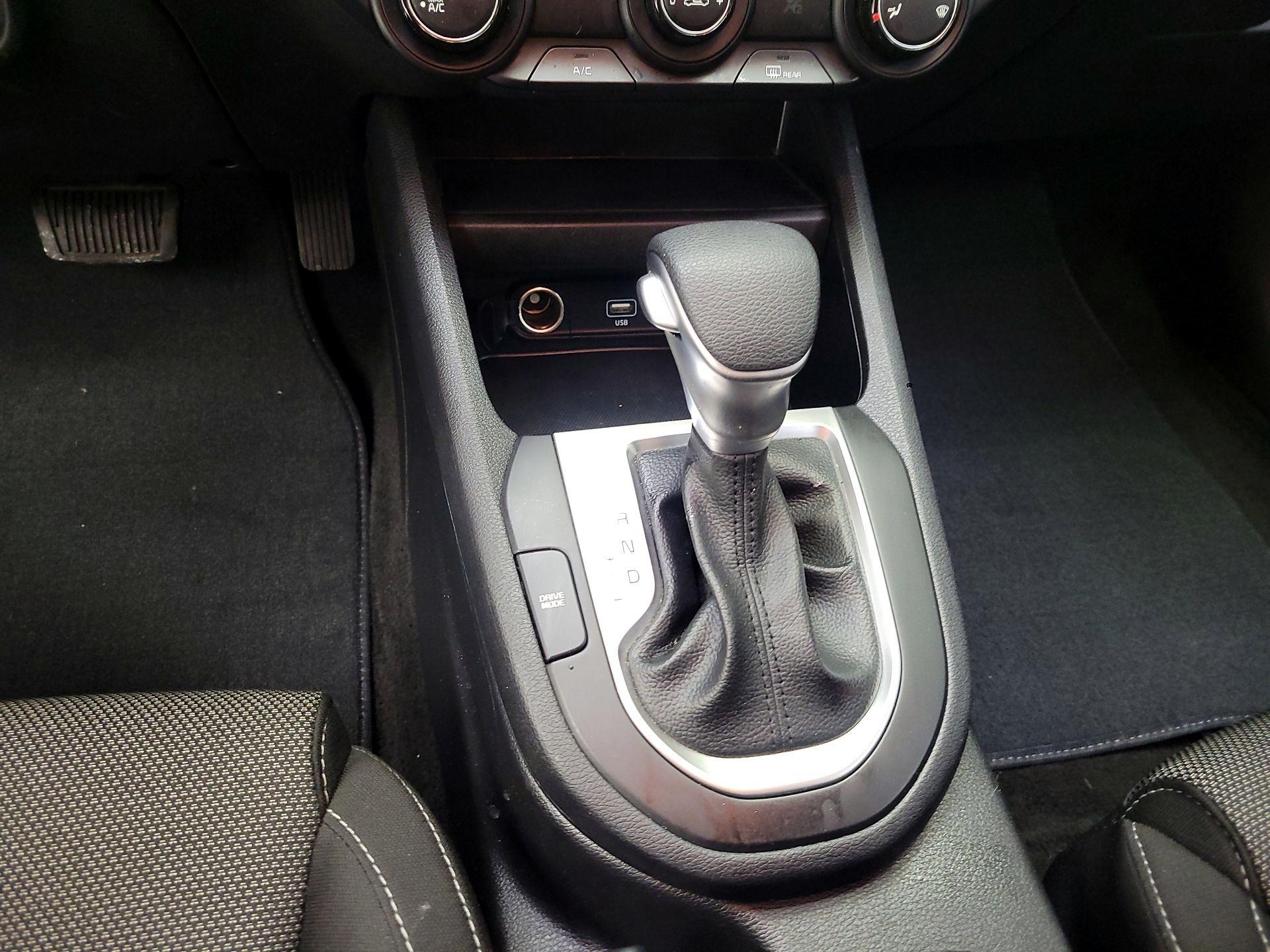 Thumbnail: 2024 Kia Forte - 17