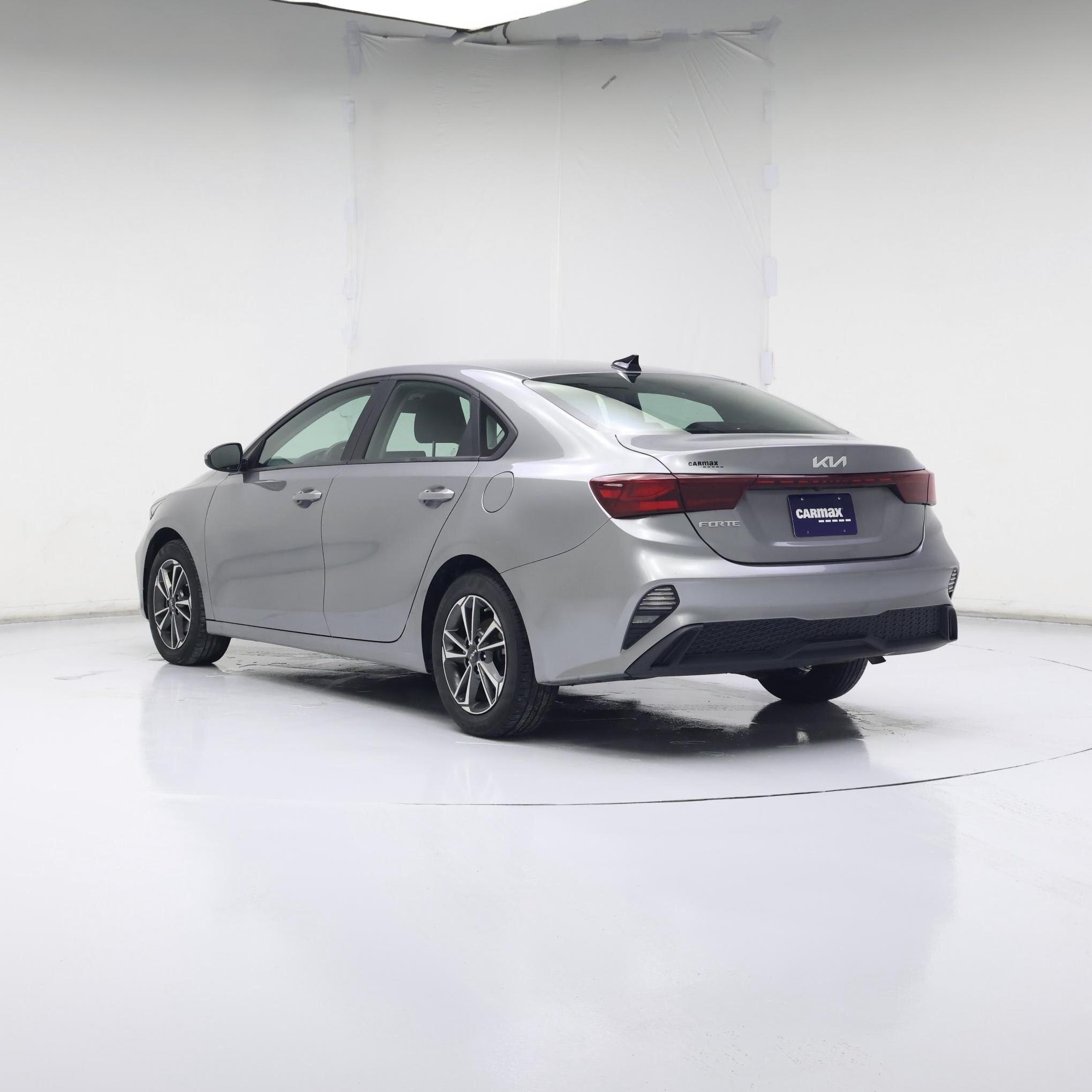 Thumbnail: 2024 Kia Forte - 2