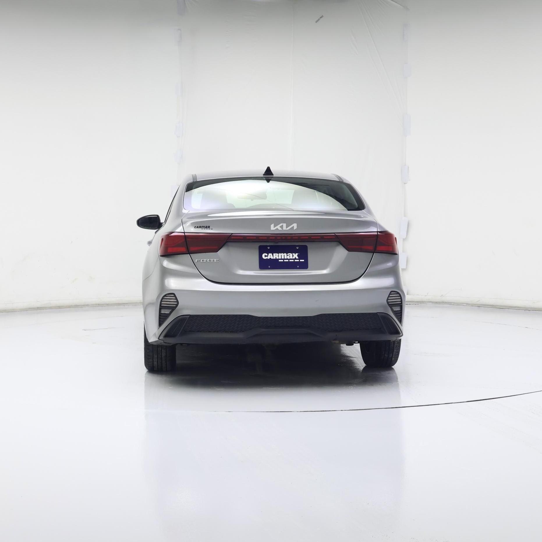 Thumbnail: 2024 Kia Forte - 6