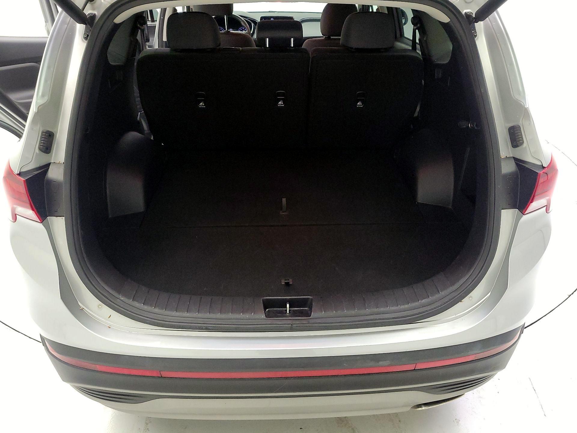 Thumbnail: 2023 Hyundai Santa Fe - 19