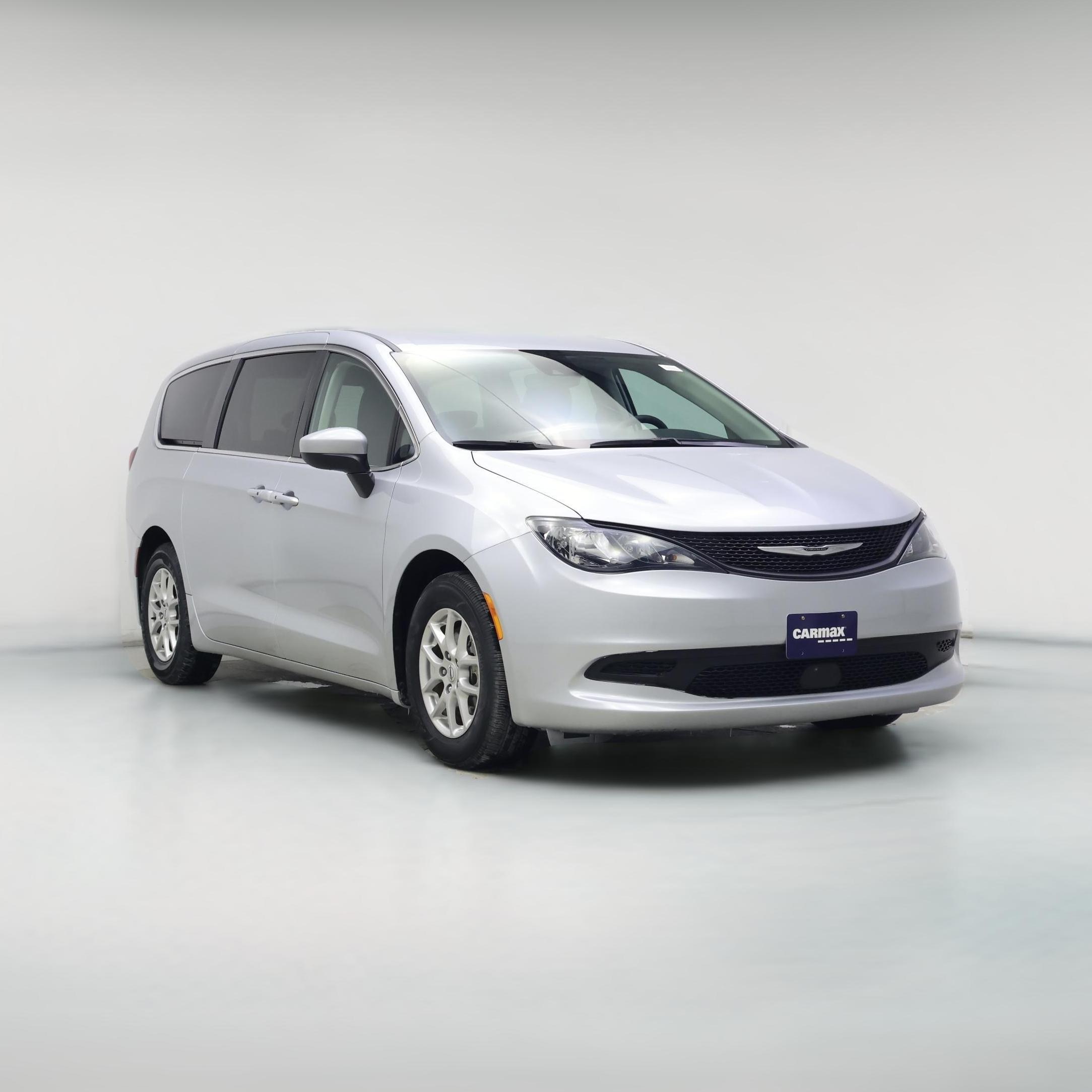 Thumbnail: 2023 Chrysler Voyager - 1