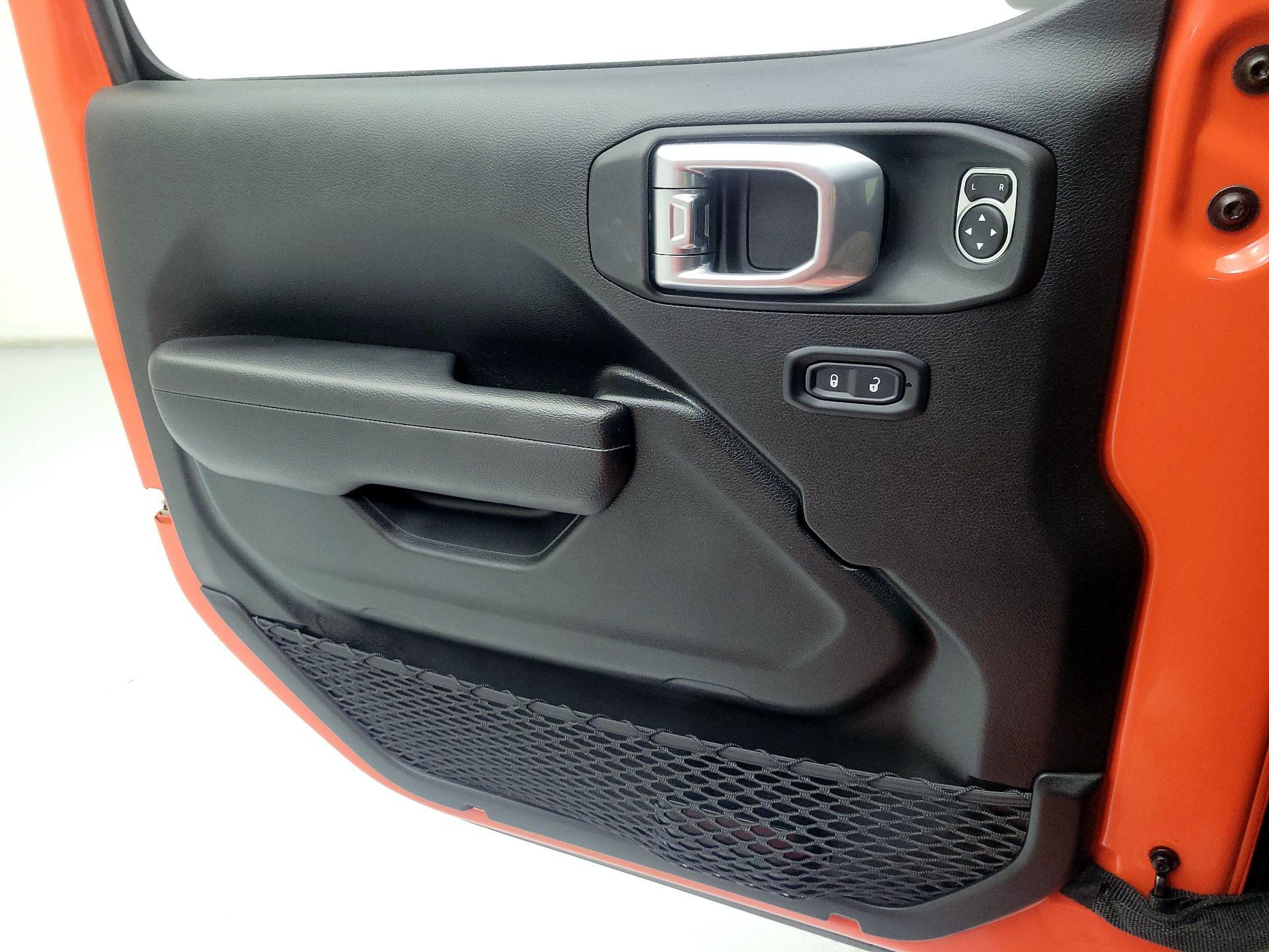 Thumbnail: 2023 Jeep Wrangler - 10