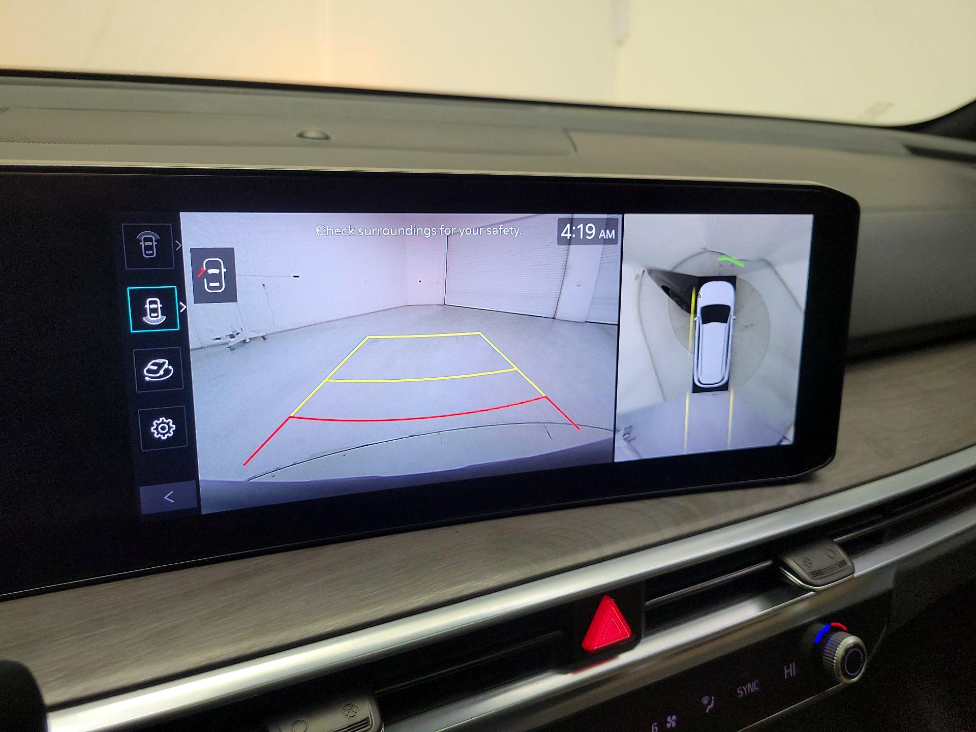 Thumbnail: 2024 Kia Sorento - 15