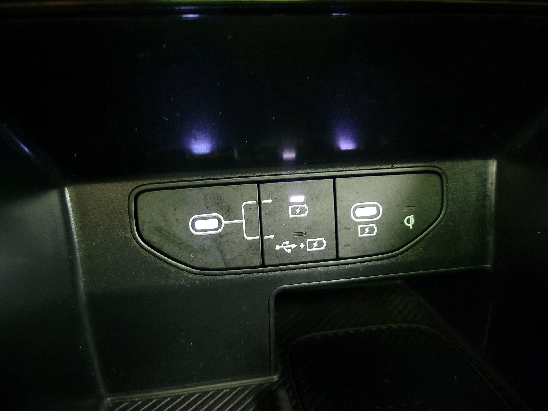 Thumbnail: 2024 Kia Sorento - 19