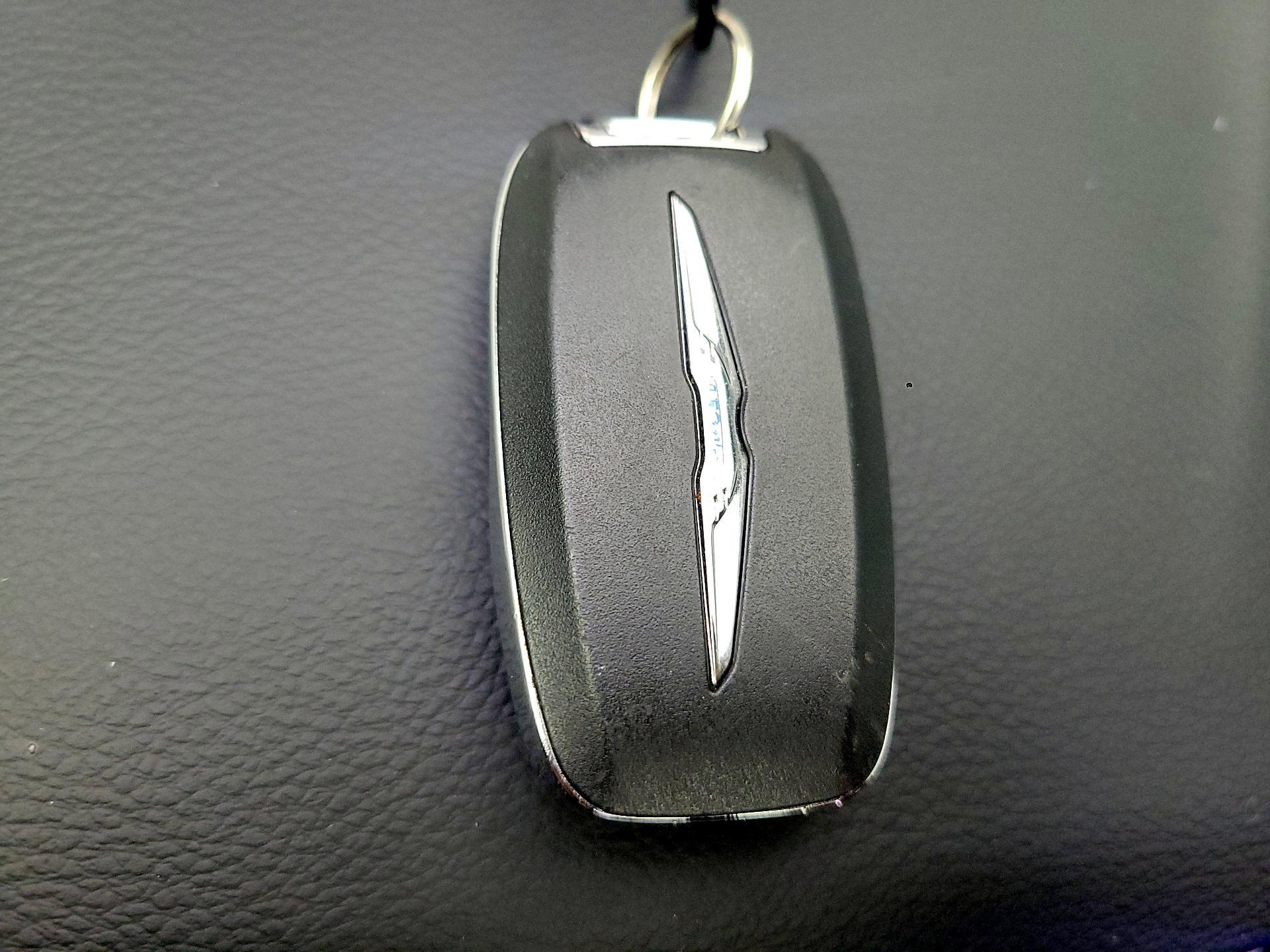 Thumbnail: 2023 Chrysler Voyager - 20