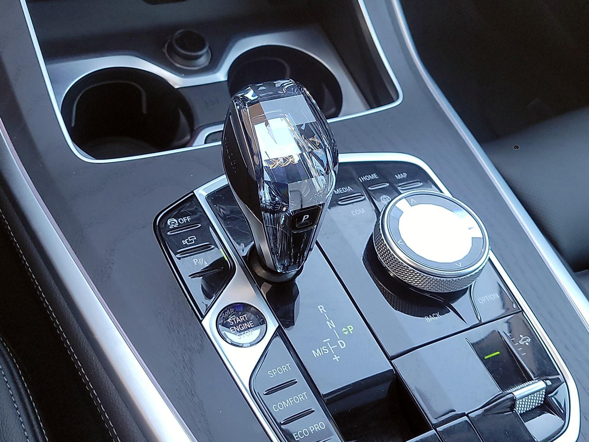 Thumbnail: 2022 BMW X7 - 16