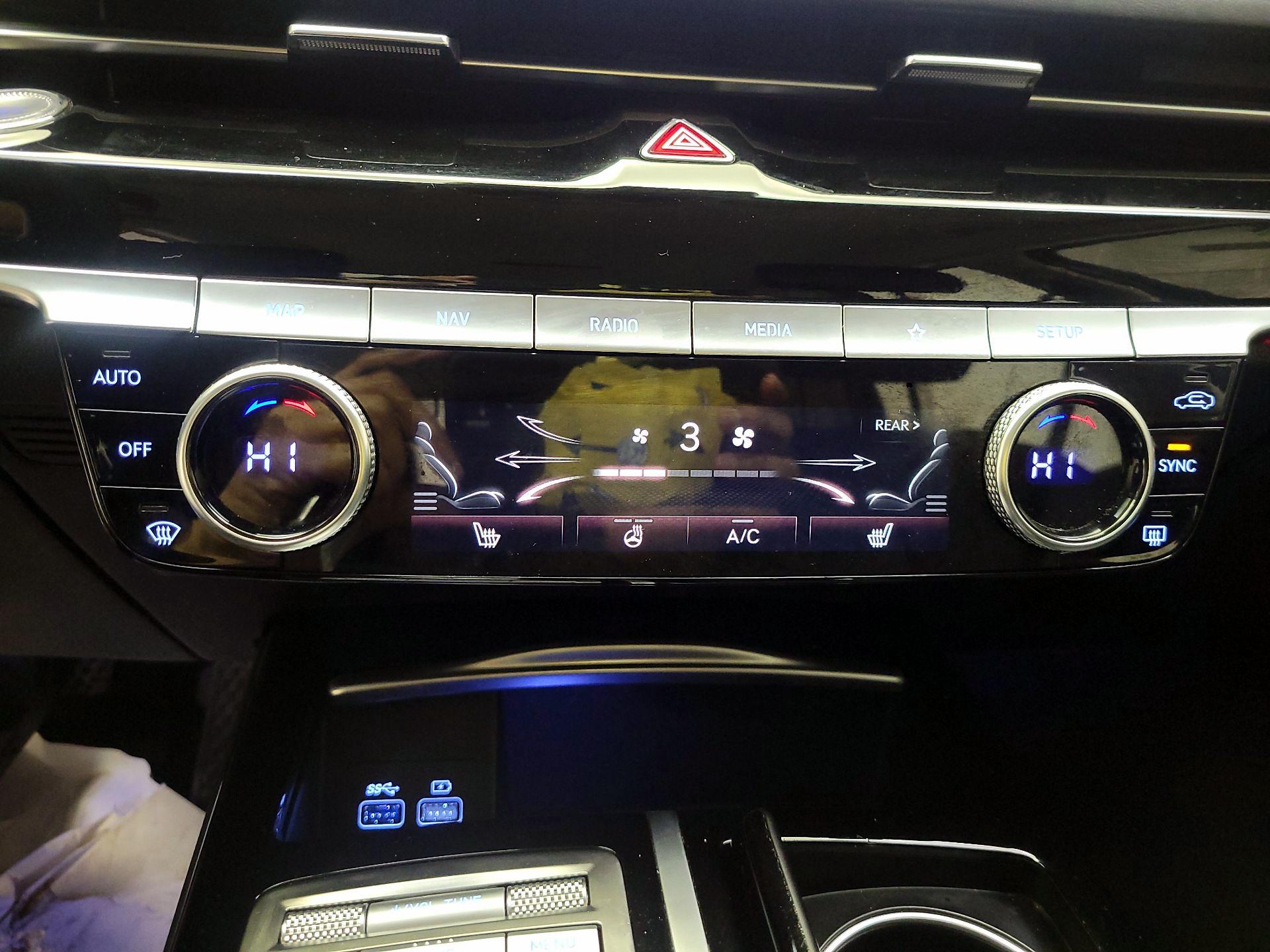 Thumbnail: 2023 Genesis G80 - 15