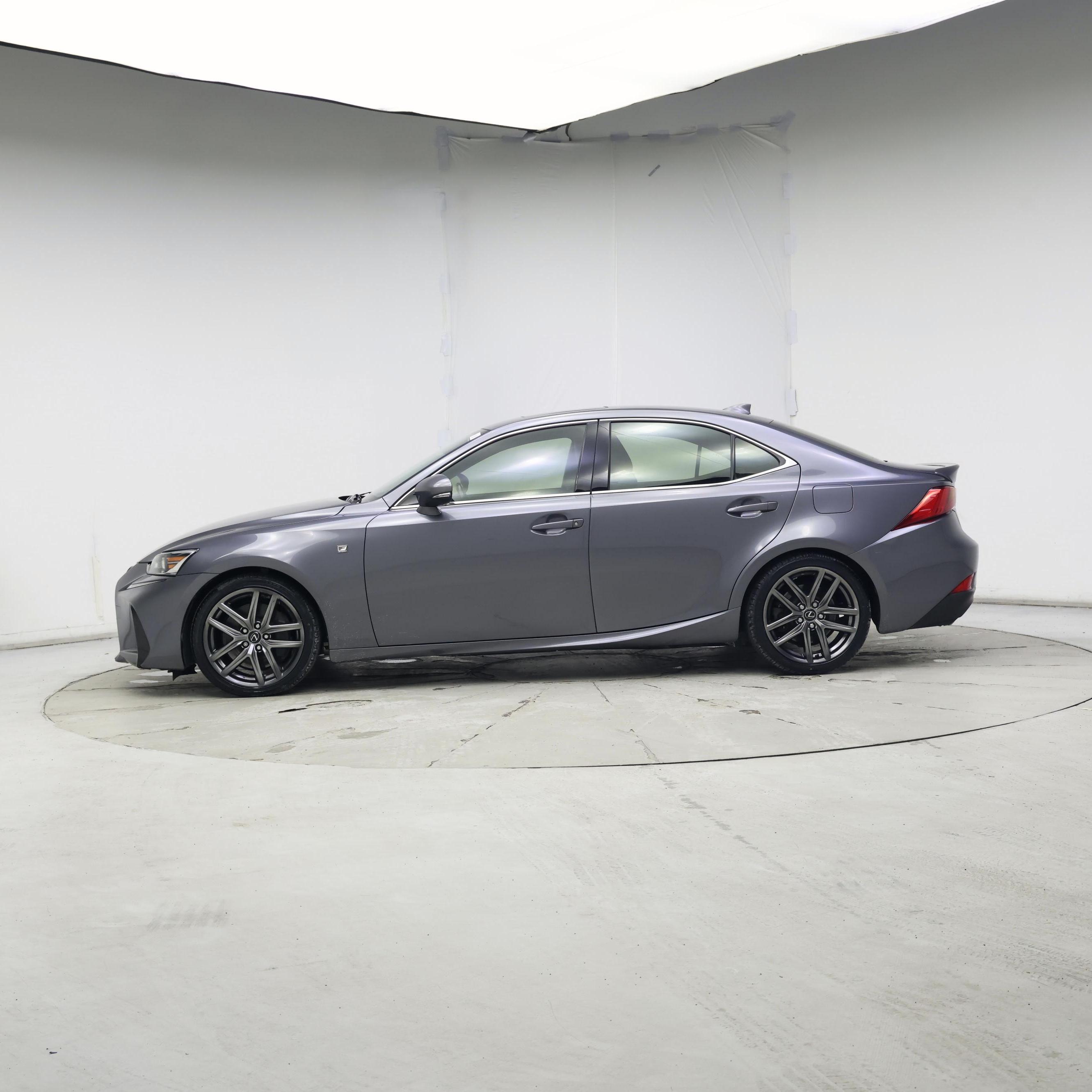 Thumbnail: 2017 Lexus IS - 3