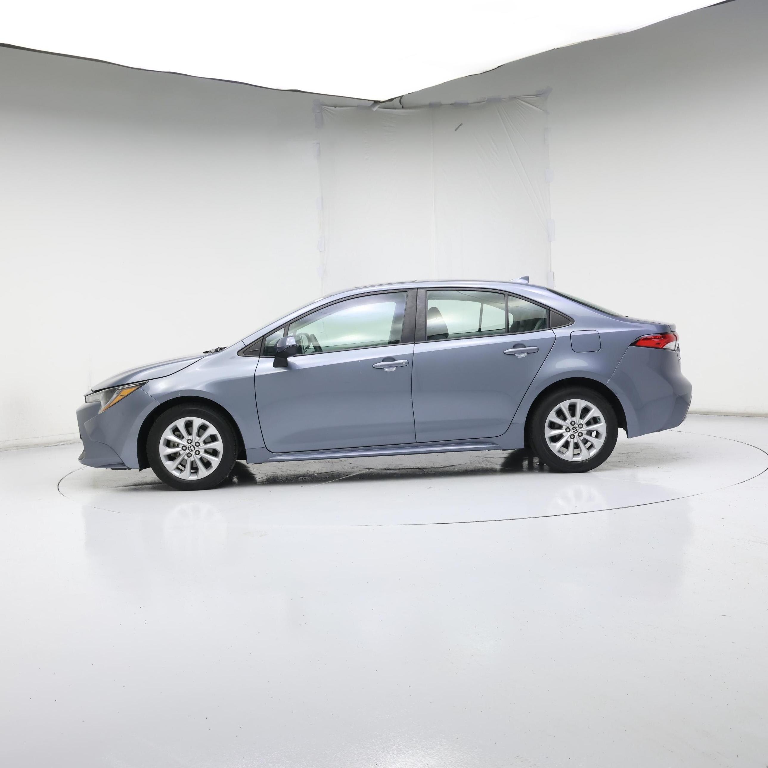 Thumbnail: 2020 Toyota Corolla - 3