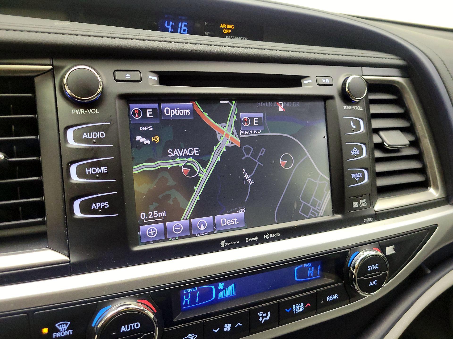 Thumbnail: 2019 Toyota Highlander - 14