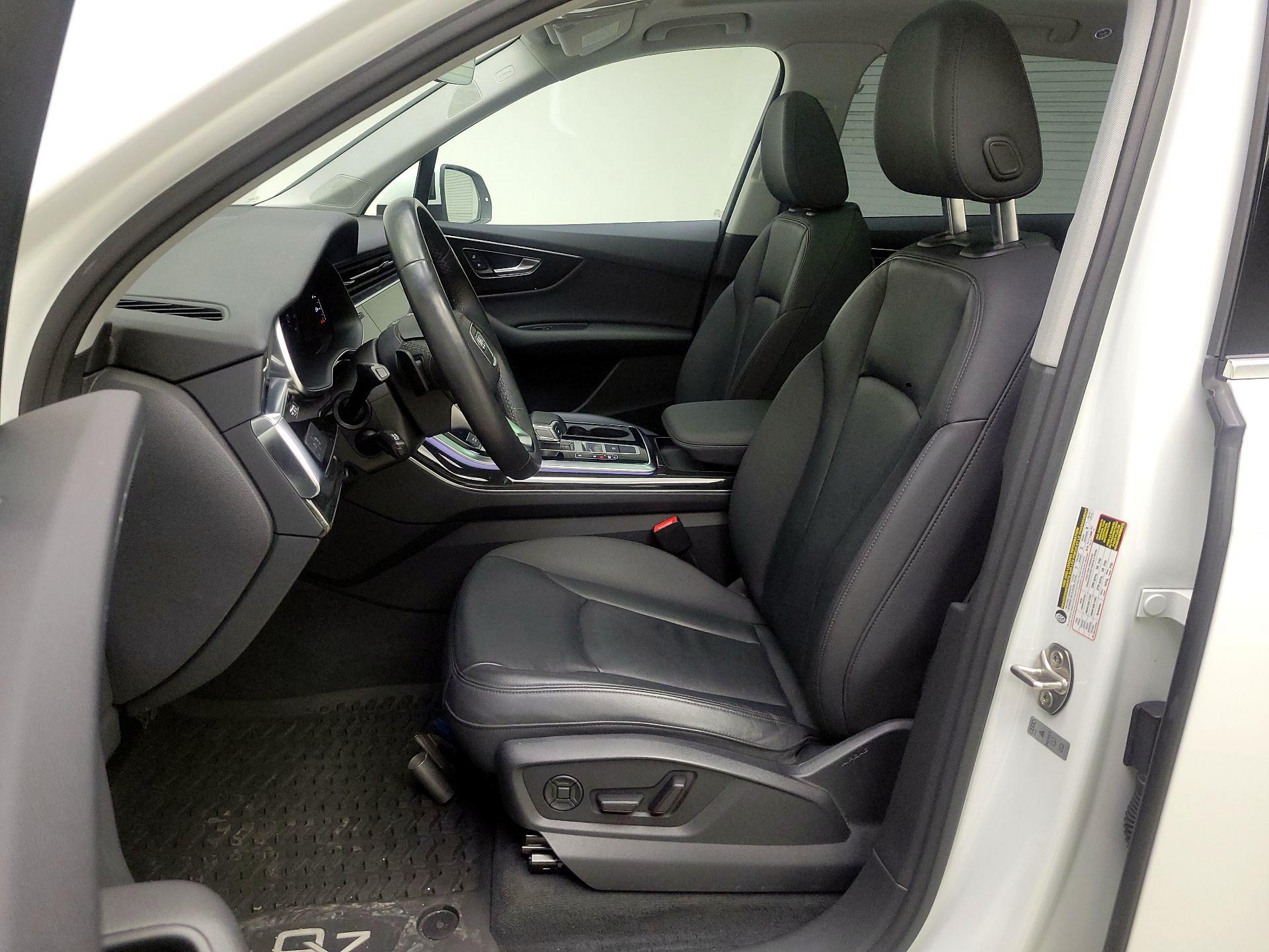 Thumbnail: 2022 Audi Q7 - 11