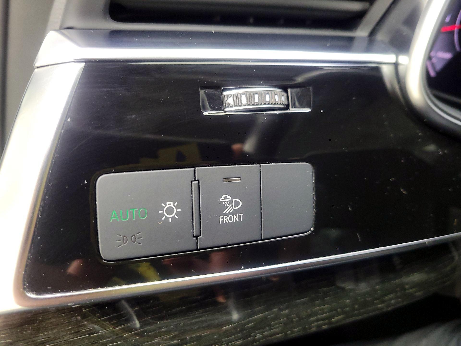 Thumbnail: 2022 Audi Q7 - 13