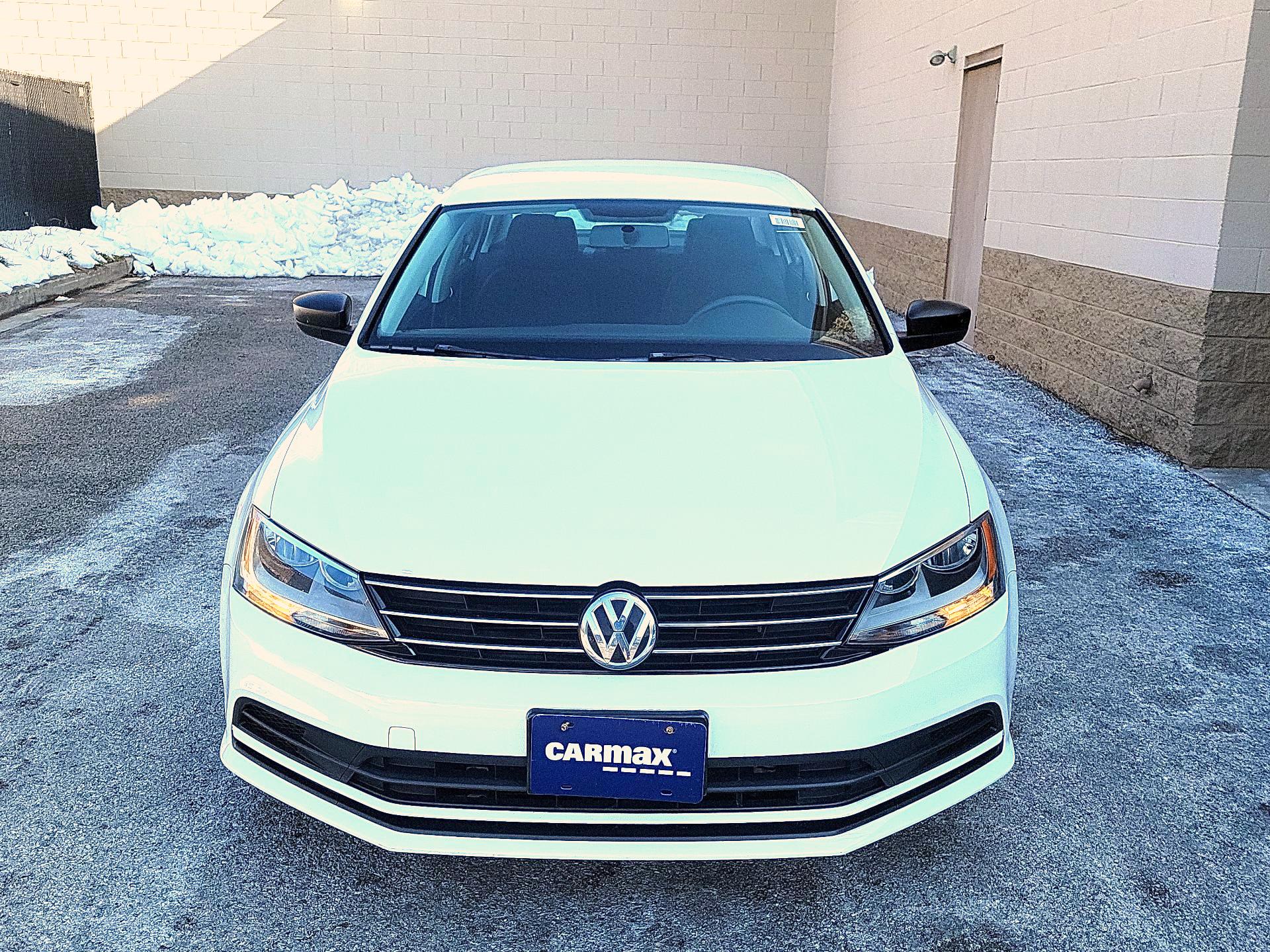 Thumbnail: 2015 Volkswagen Jetta - 2