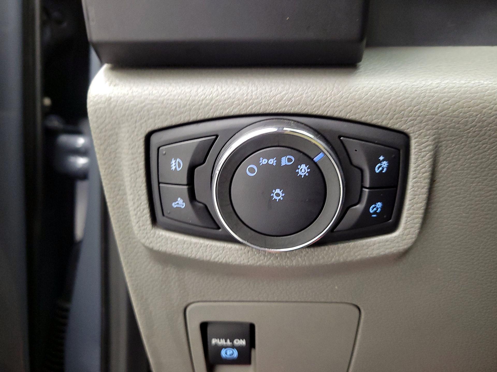 Thumbnail: 2019 Ford F-150 - 11