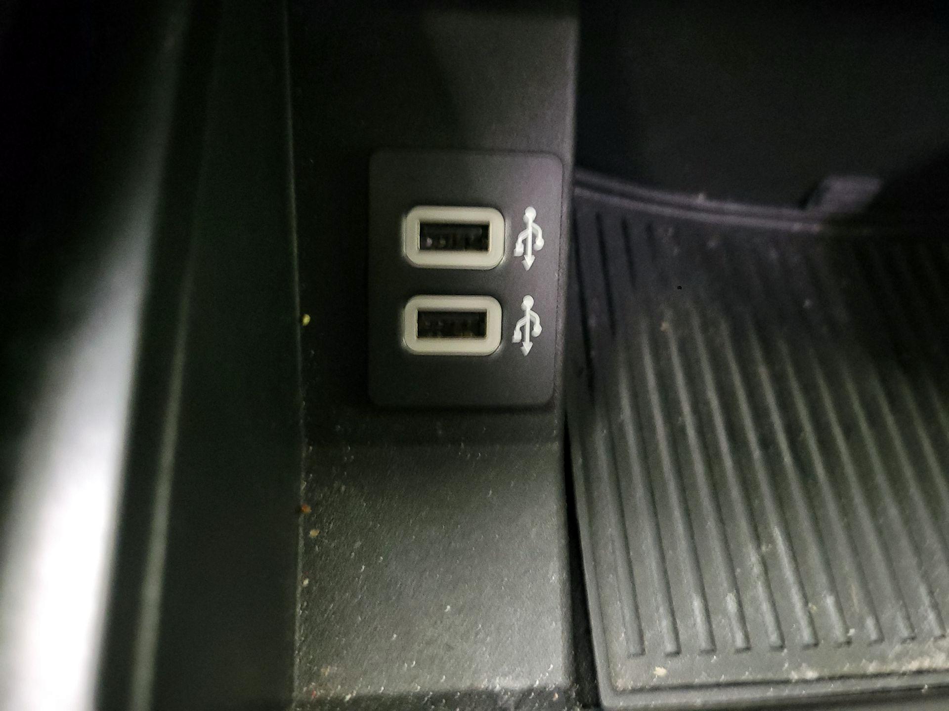 Thumbnail: 2019 Ford F-150 - 16