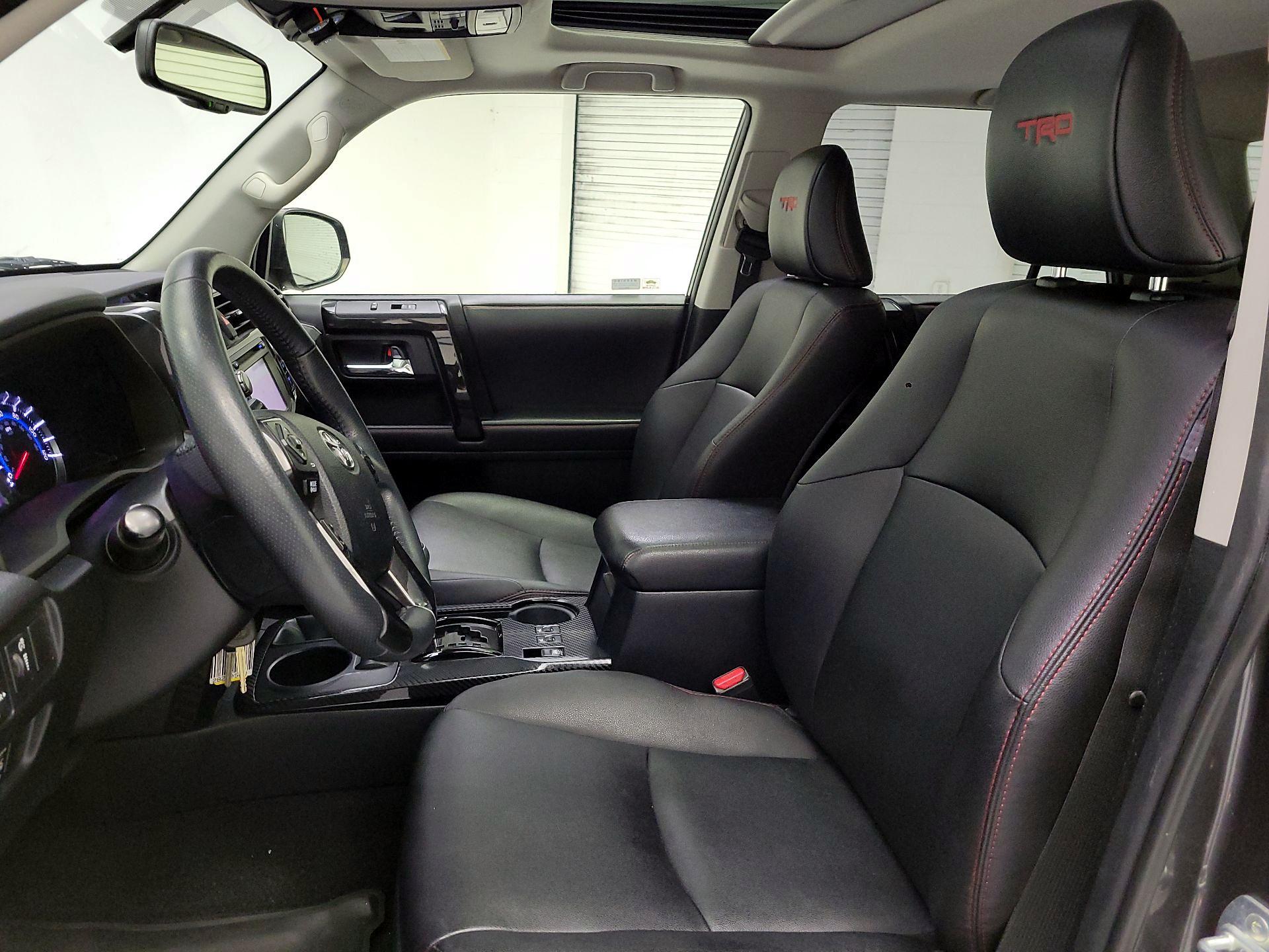 Thumbnail: 2018 Toyota 4Runner - 9