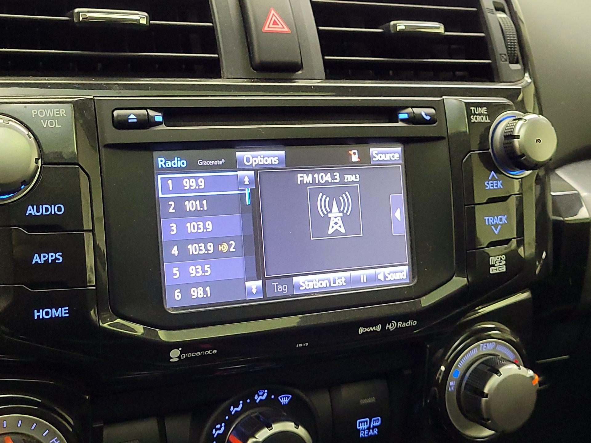 Thumbnail: 2018 Toyota 4Runner - 14