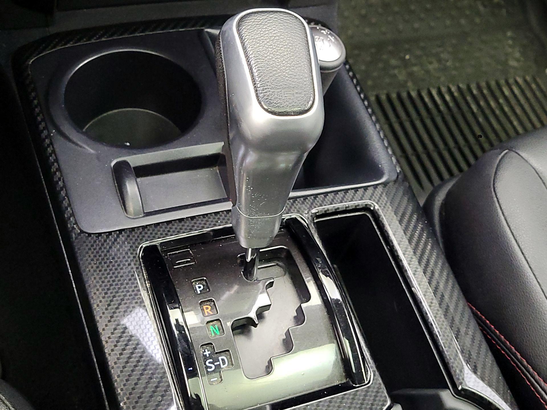 Thumbnail: 2018 Toyota 4Runner - 16