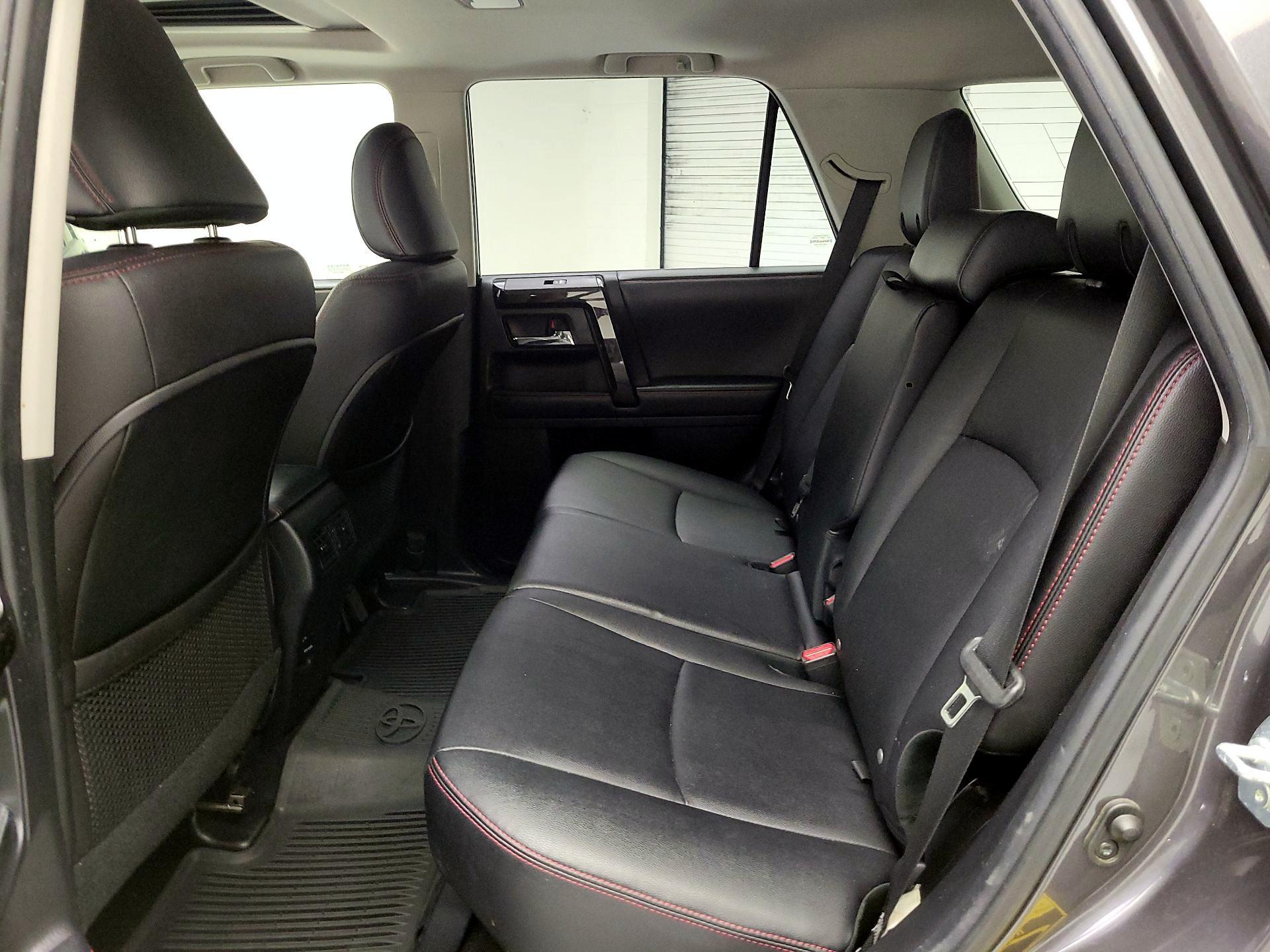 Thumbnail: 2018 Toyota 4Runner - 19