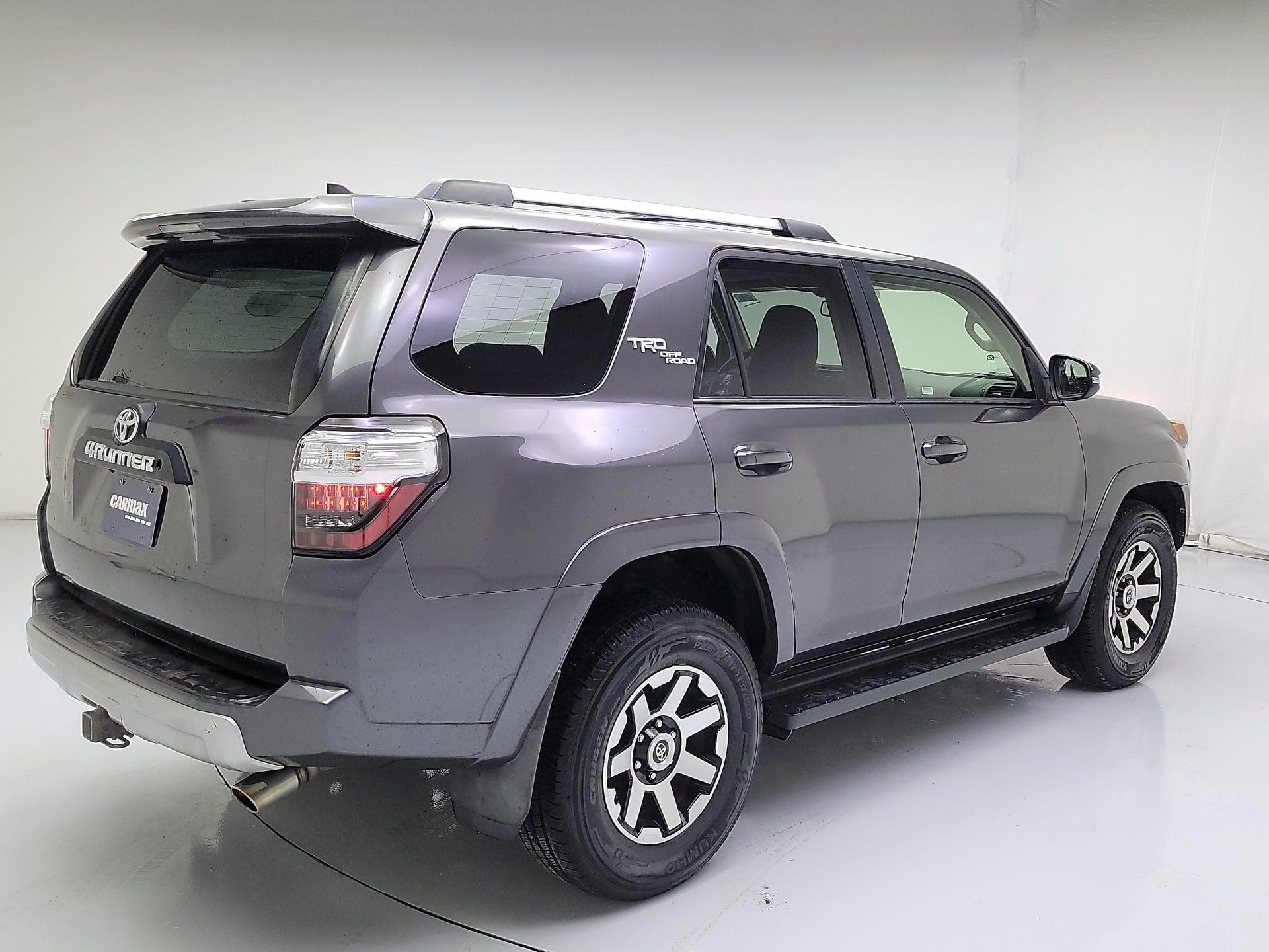 Thumbnail: 2018 Toyota 4Runner - 5