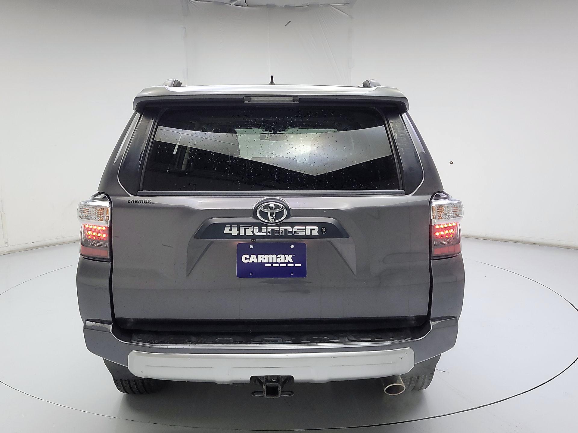 Thumbnail: 2018 Toyota 4Runner - 6