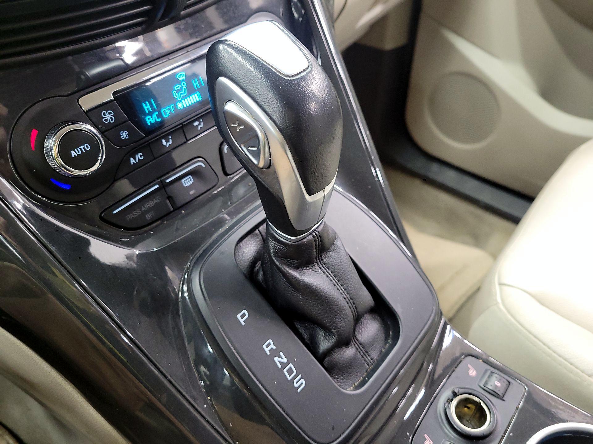 Thumbnail: 2014 Ford Escape - 15