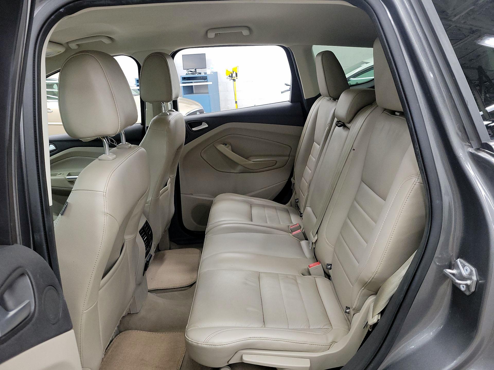 Thumbnail: 2014 Ford Escape - 17