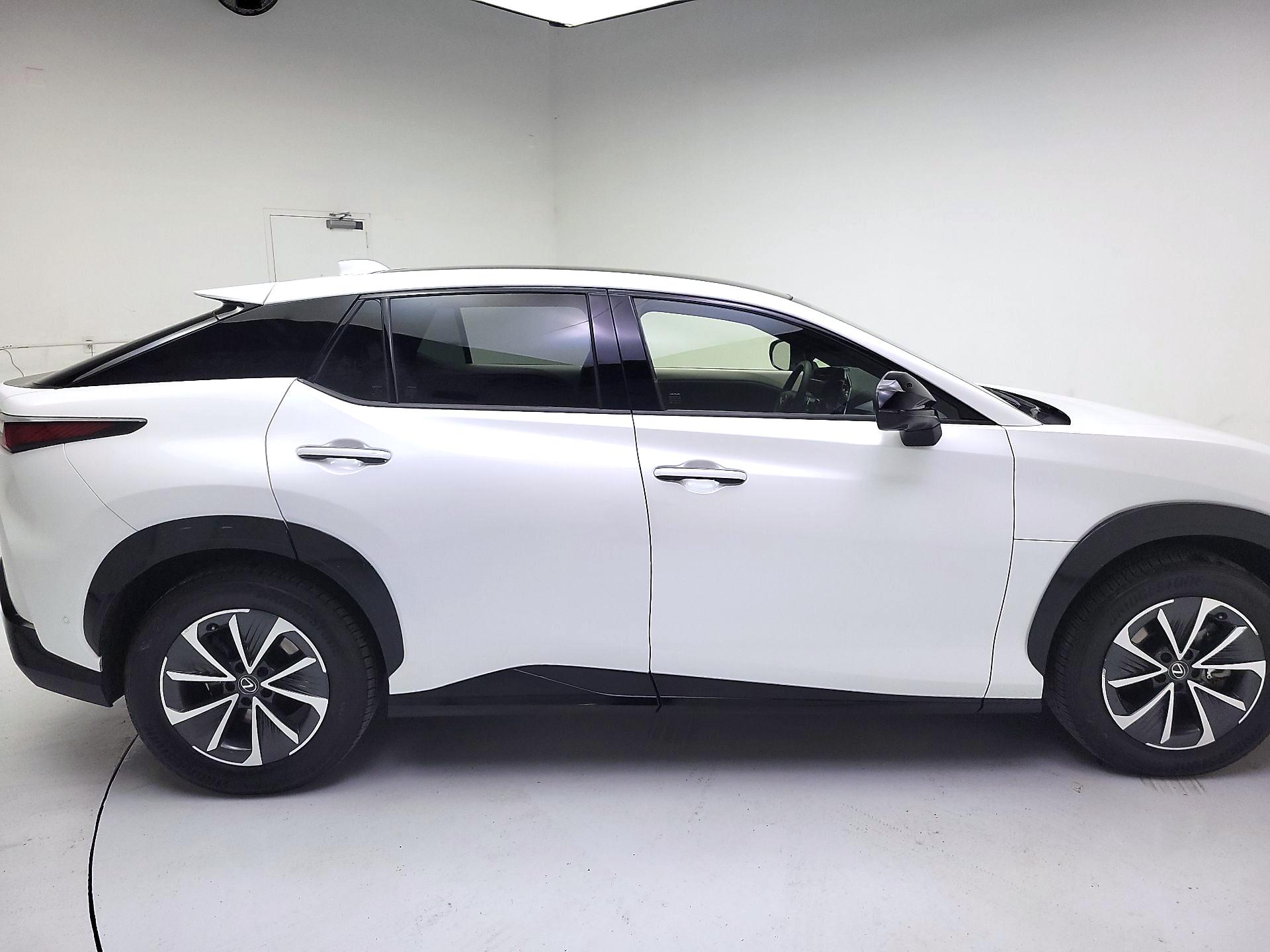 Thumbnail: 2024 Lexus RZ - 4