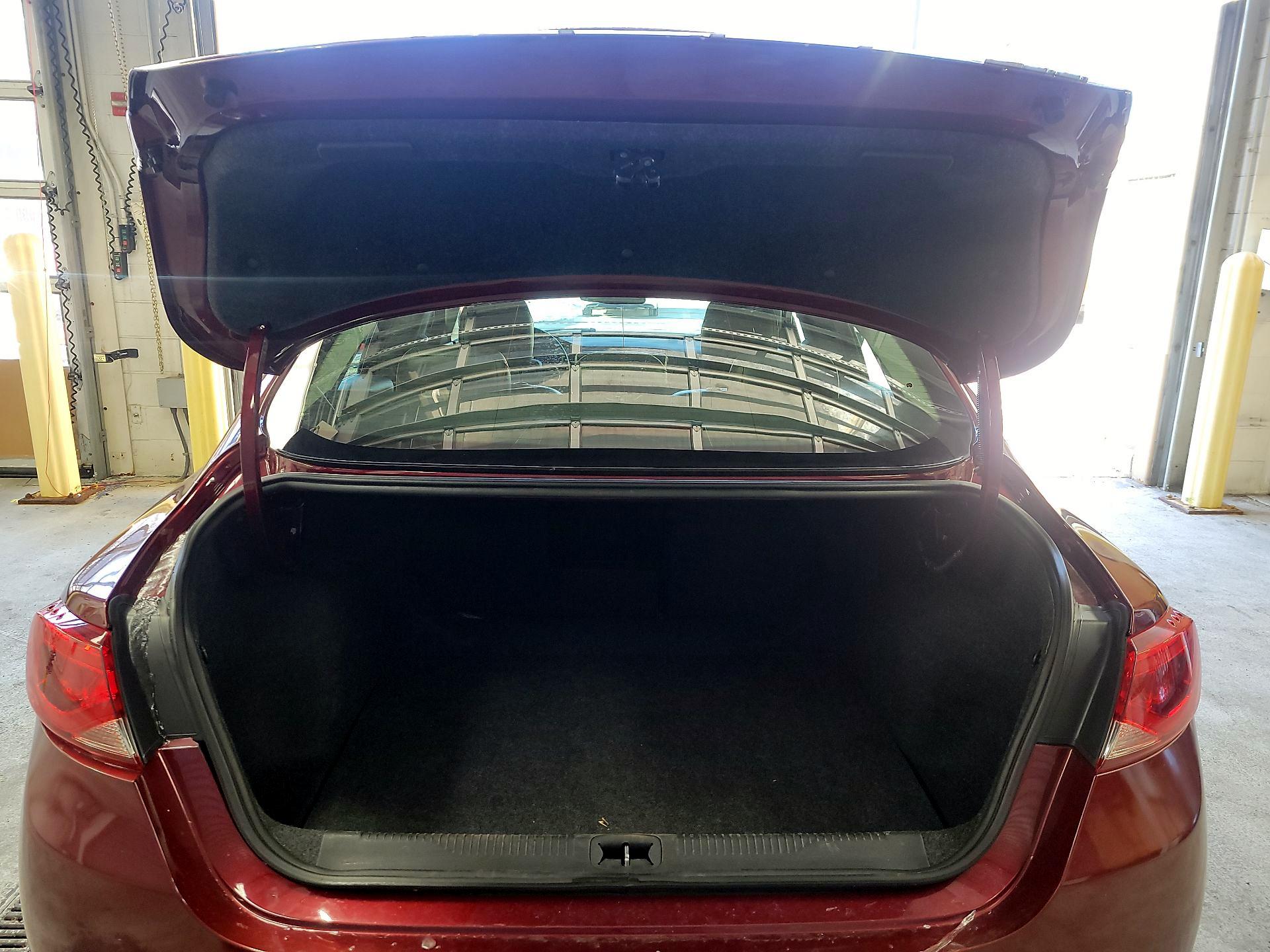 Thumbnail: 2017 Chrysler 200 - 18