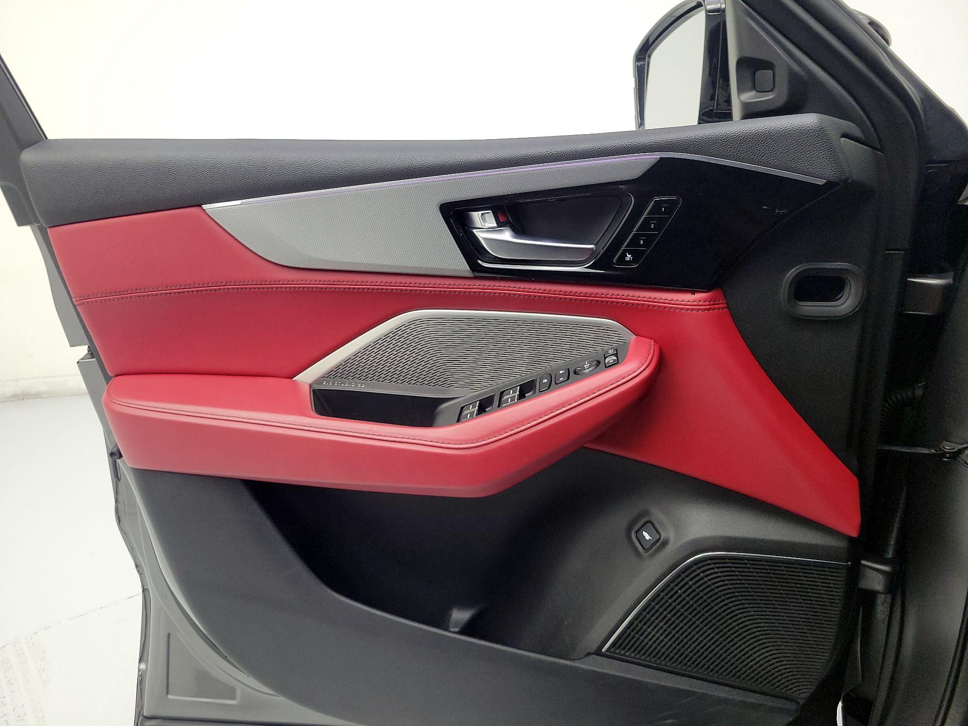 Thumbnail: 2022 Acura MDX - 12