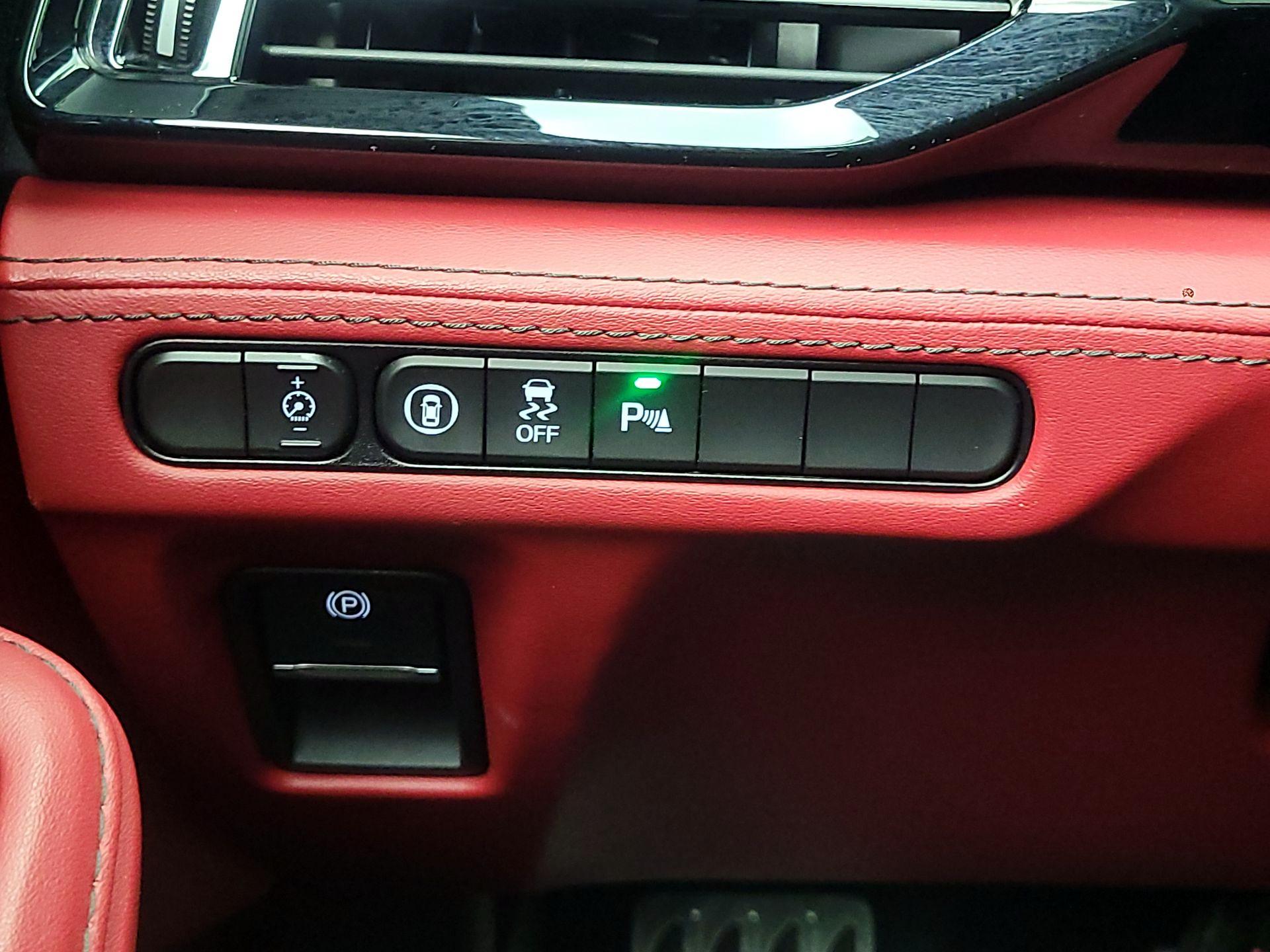 Thumbnail: 2022 Acura MDX - 13