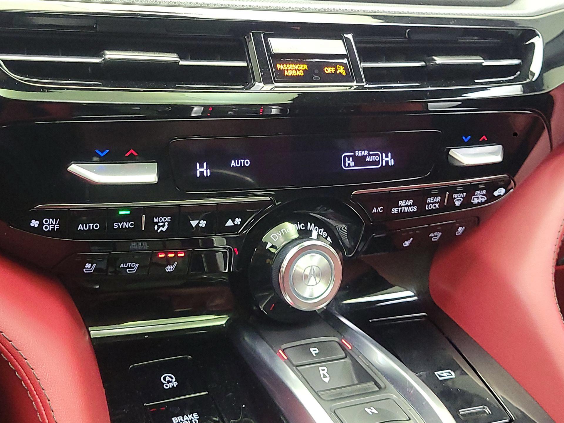 Thumbnail: 2022 Acura MDX - 17