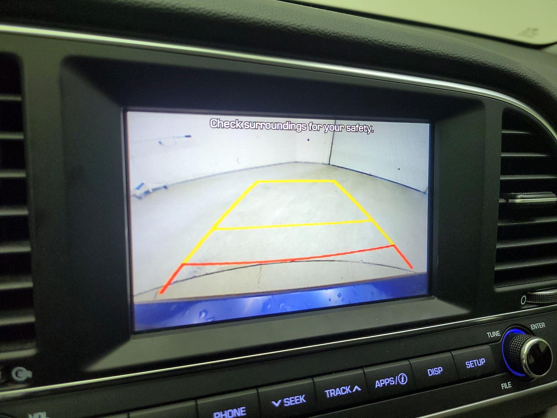 Thumbnail: 2018 Hyundai Elantra - 14