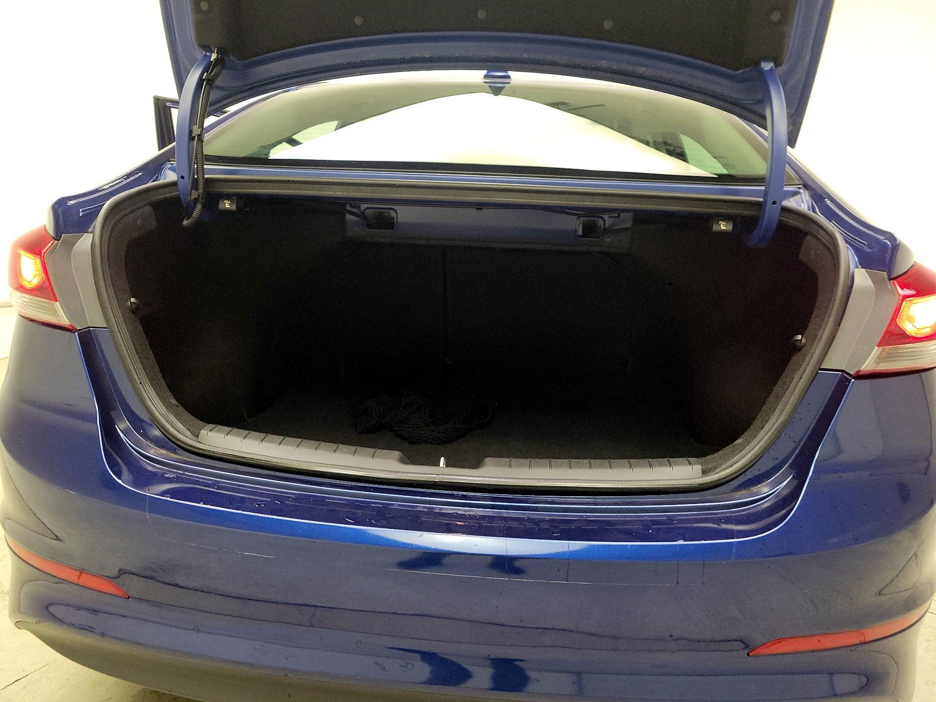 Thumbnail: 2018 Hyundai Elantra - 20