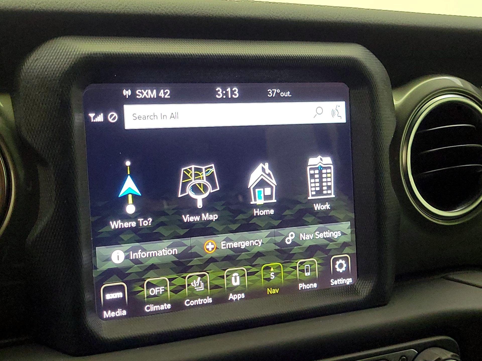 Thumbnail: 2022 Jeep Wrangler - 12