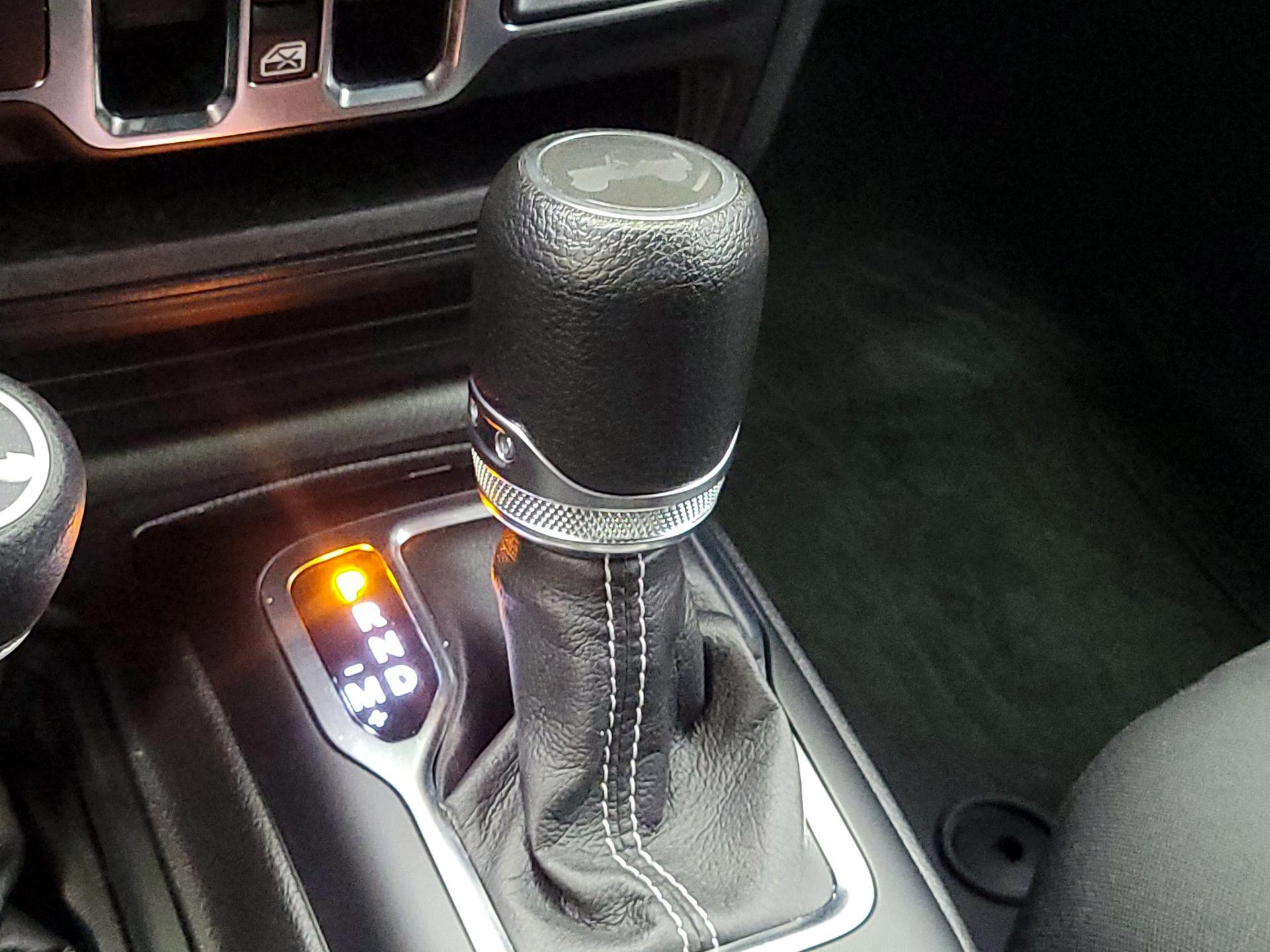 Thumbnail: 2022 Jeep Wrangler - 16