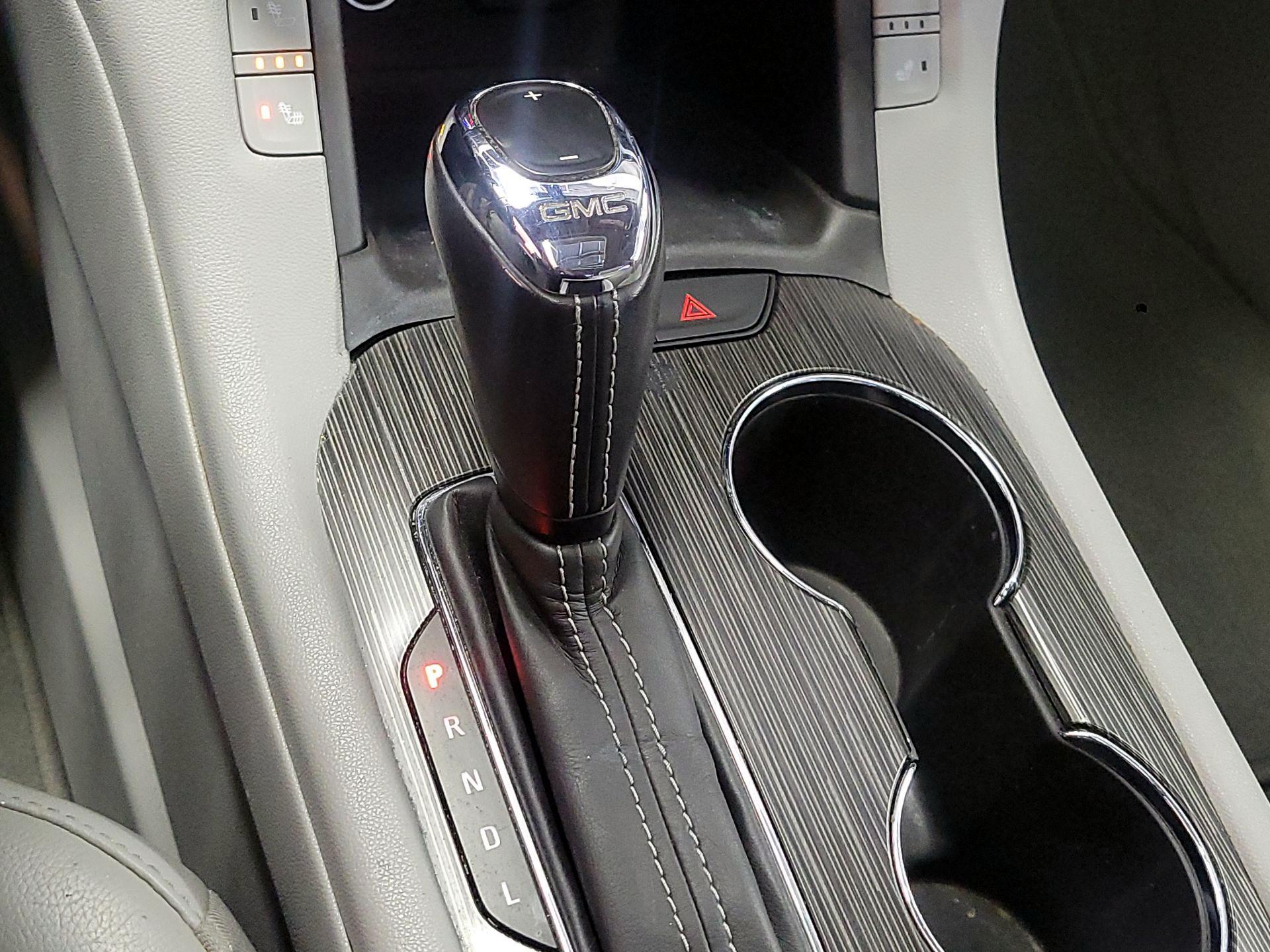 Thumbnail: 2019 GMC Acadia - 18