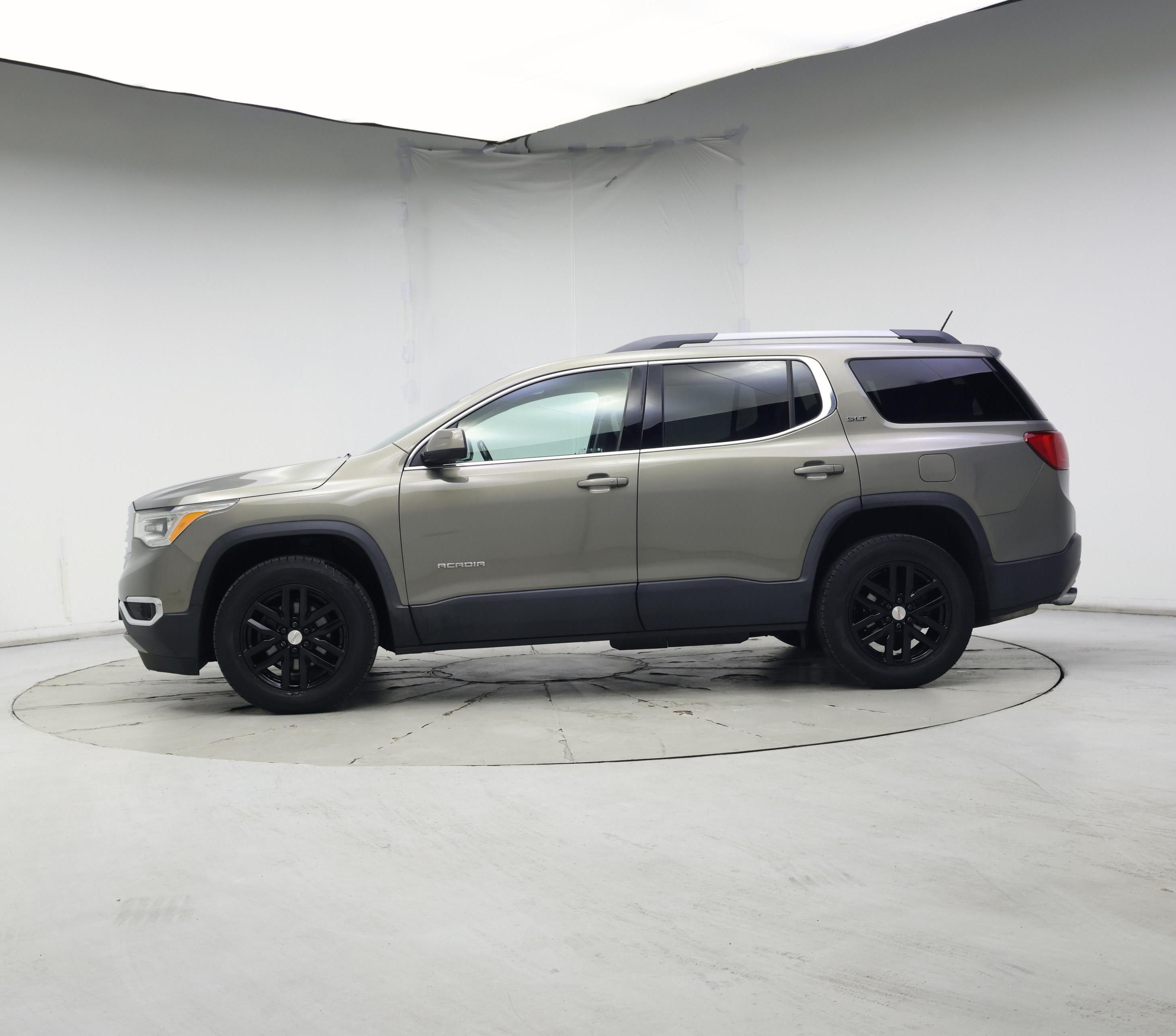 Thumbnail: 2019 GMC Acadia - 3