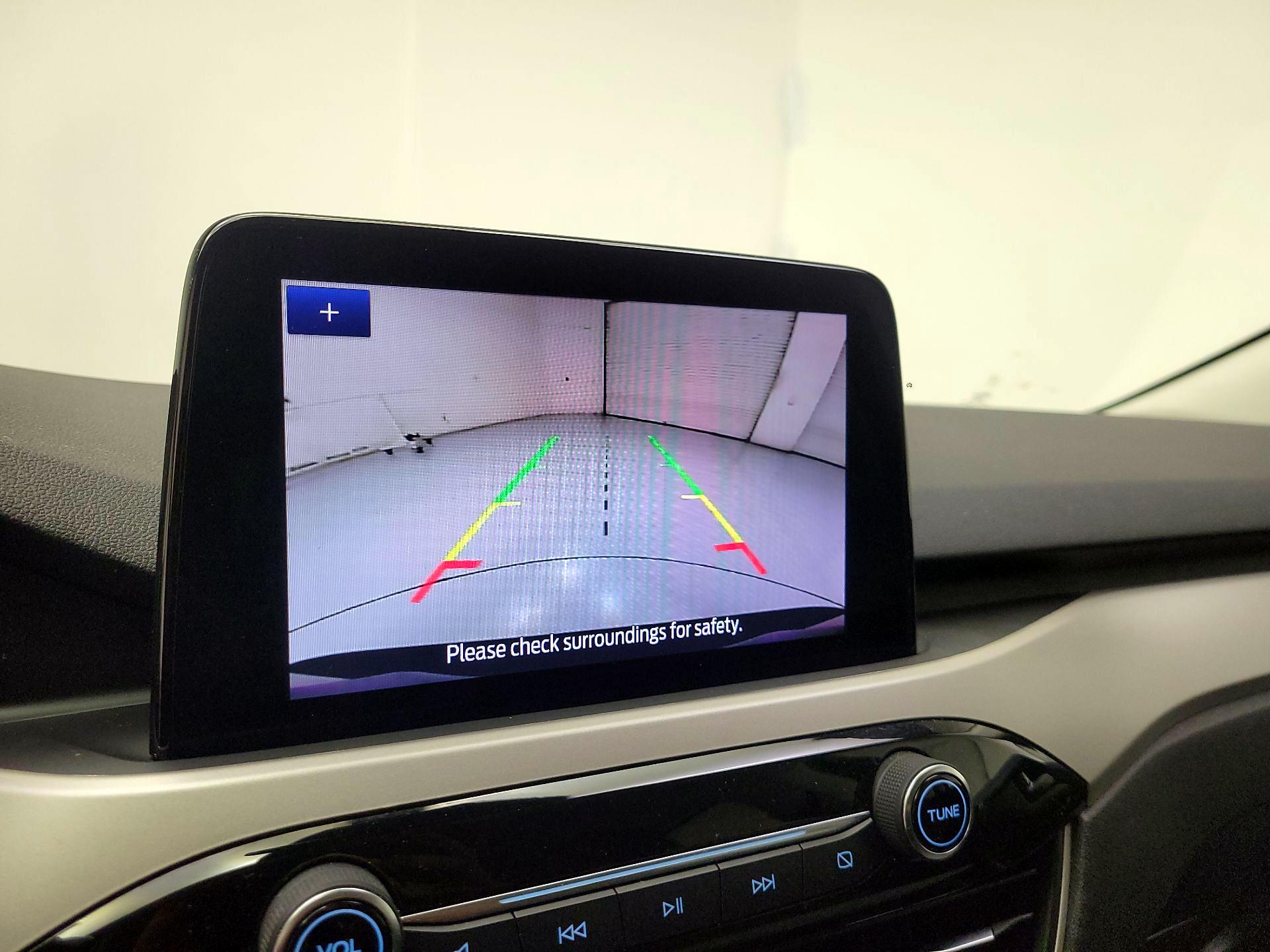 Thumbnail: 2021 Ford Escape - 15