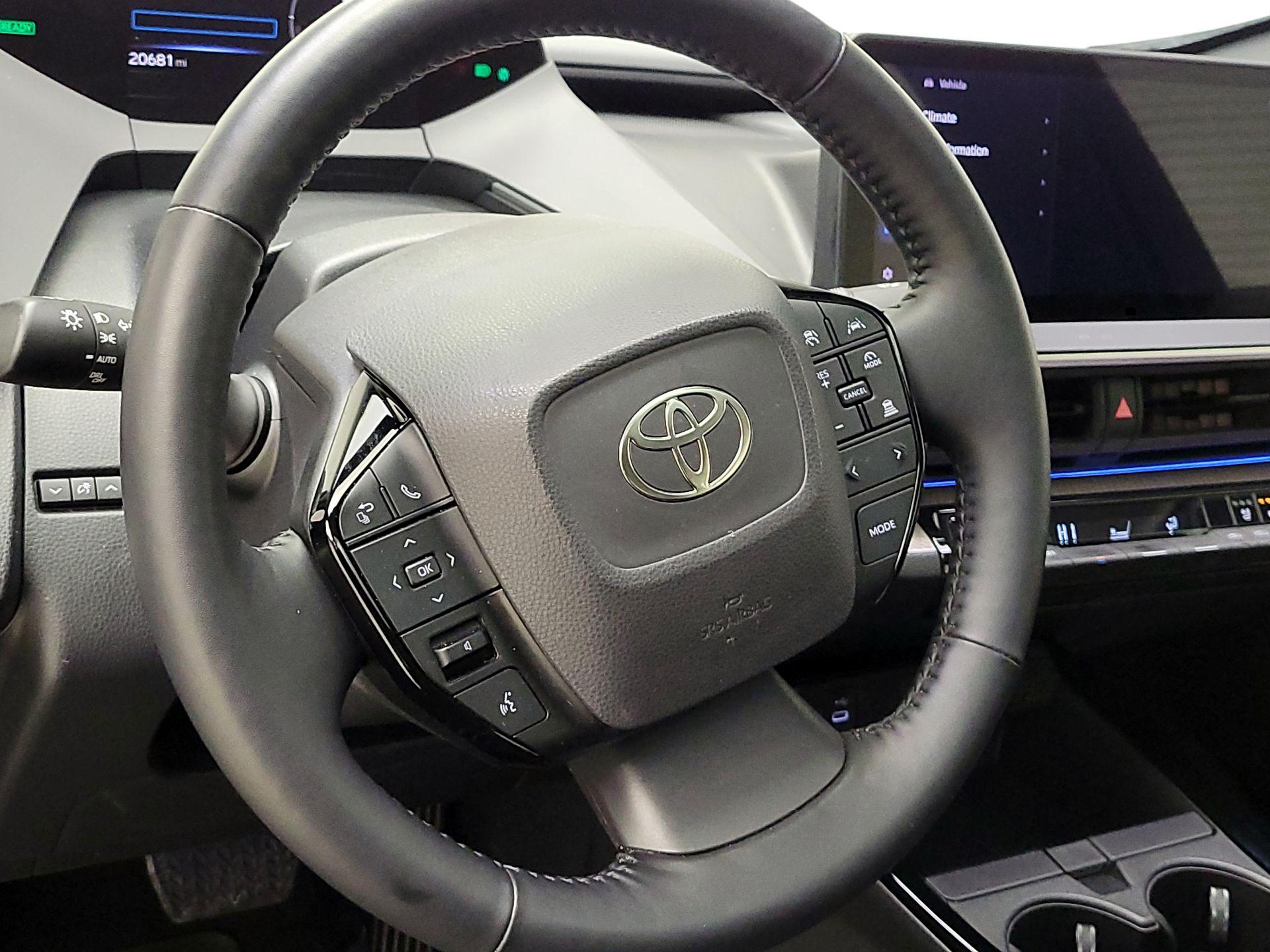 Thumbnail: 2024 Toyota Prius - 10