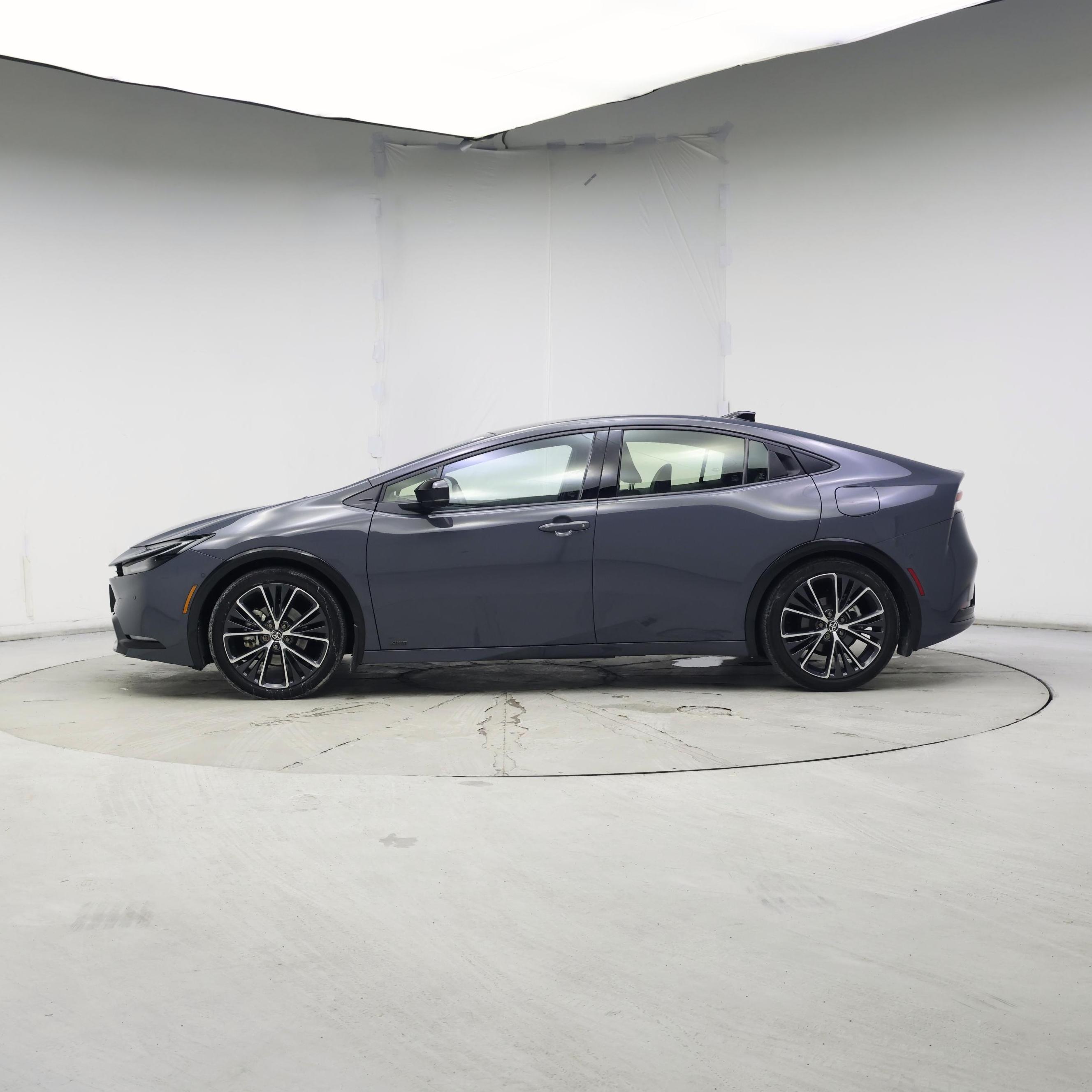 Thumbnail: 2024 Toyota Prius - 3