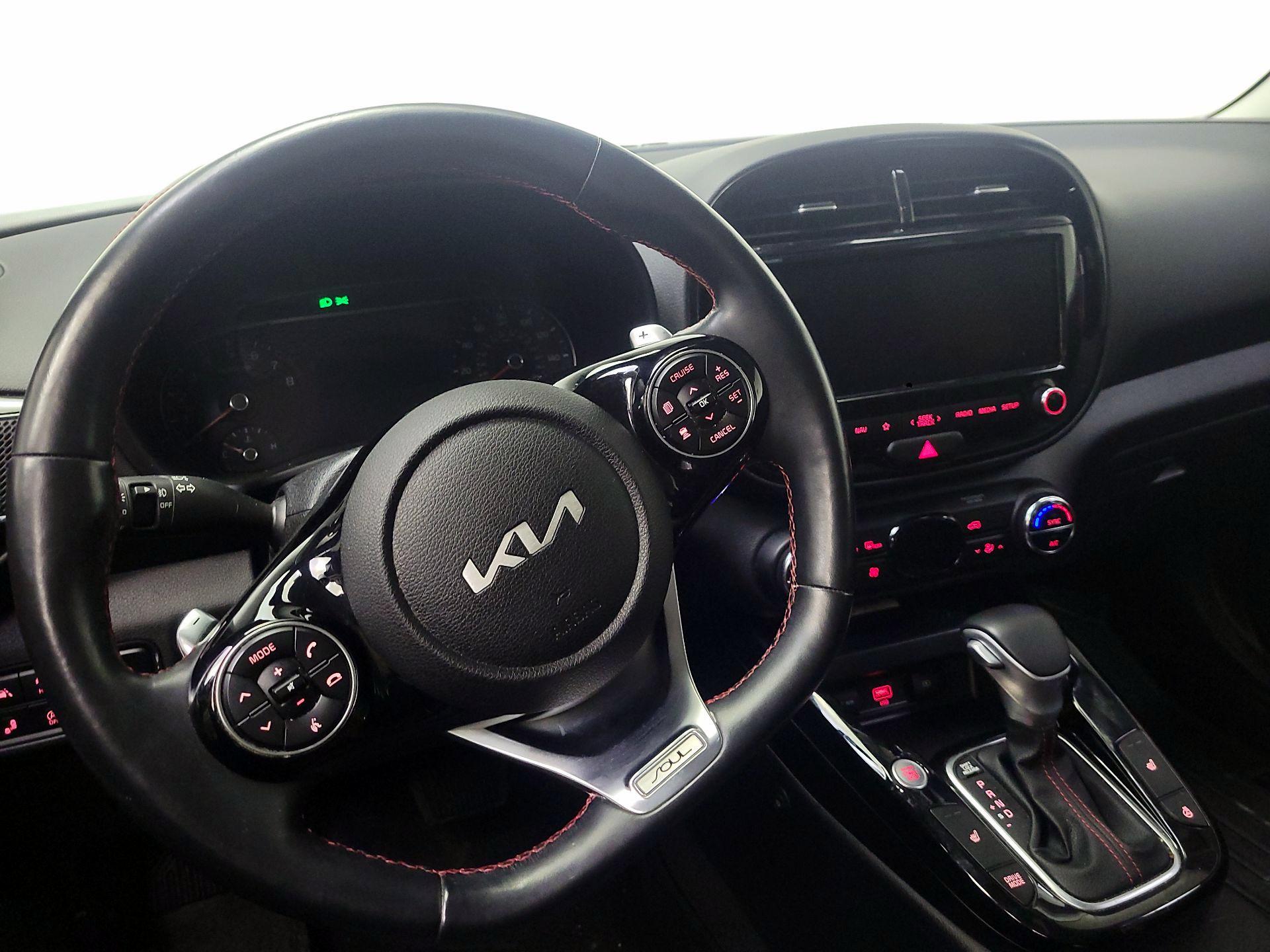 Thumbnail: 2022 Kia Soul - 10