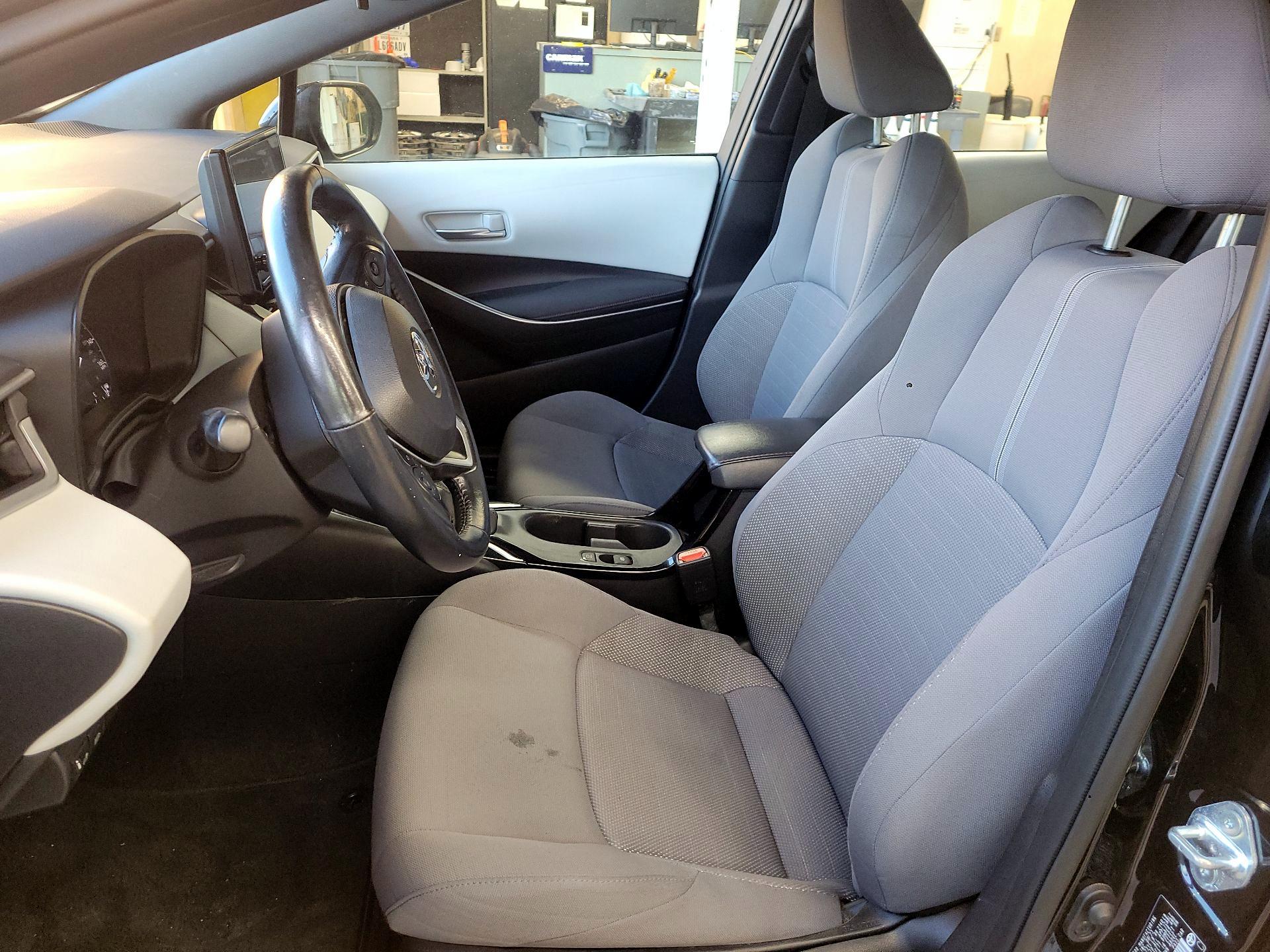 Thumbnail: 2023 Toyota Corolla - 9