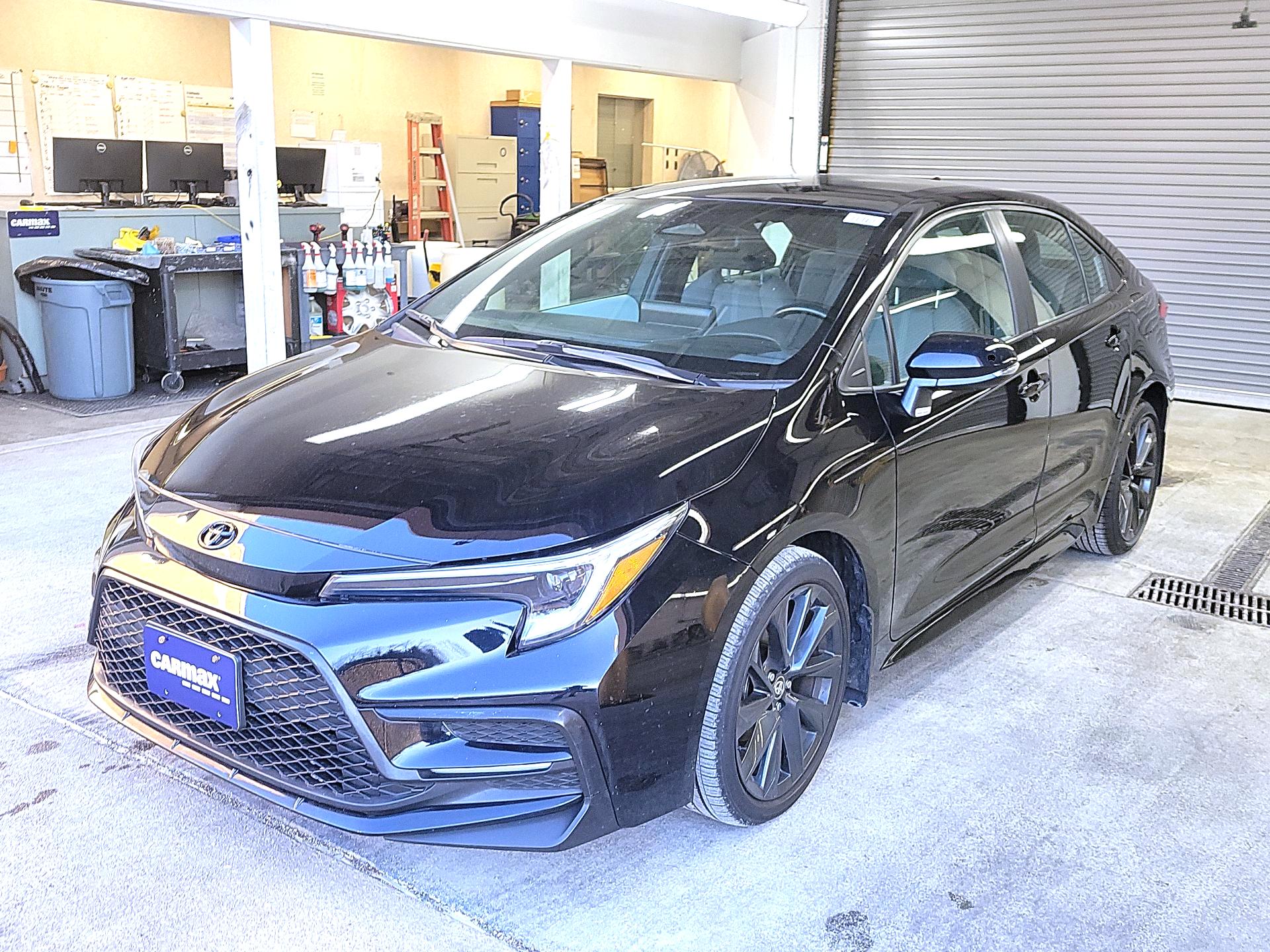 Thumbnail: 2023 Toyota Corolla - 3