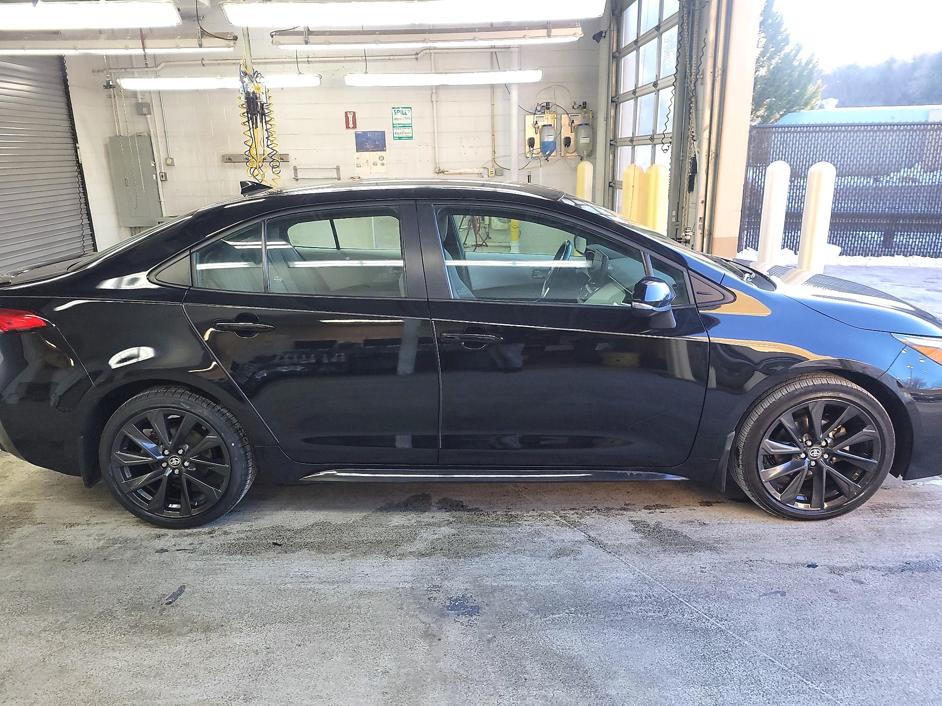 Thumbnail: 2023 Toyota Corolla - 4