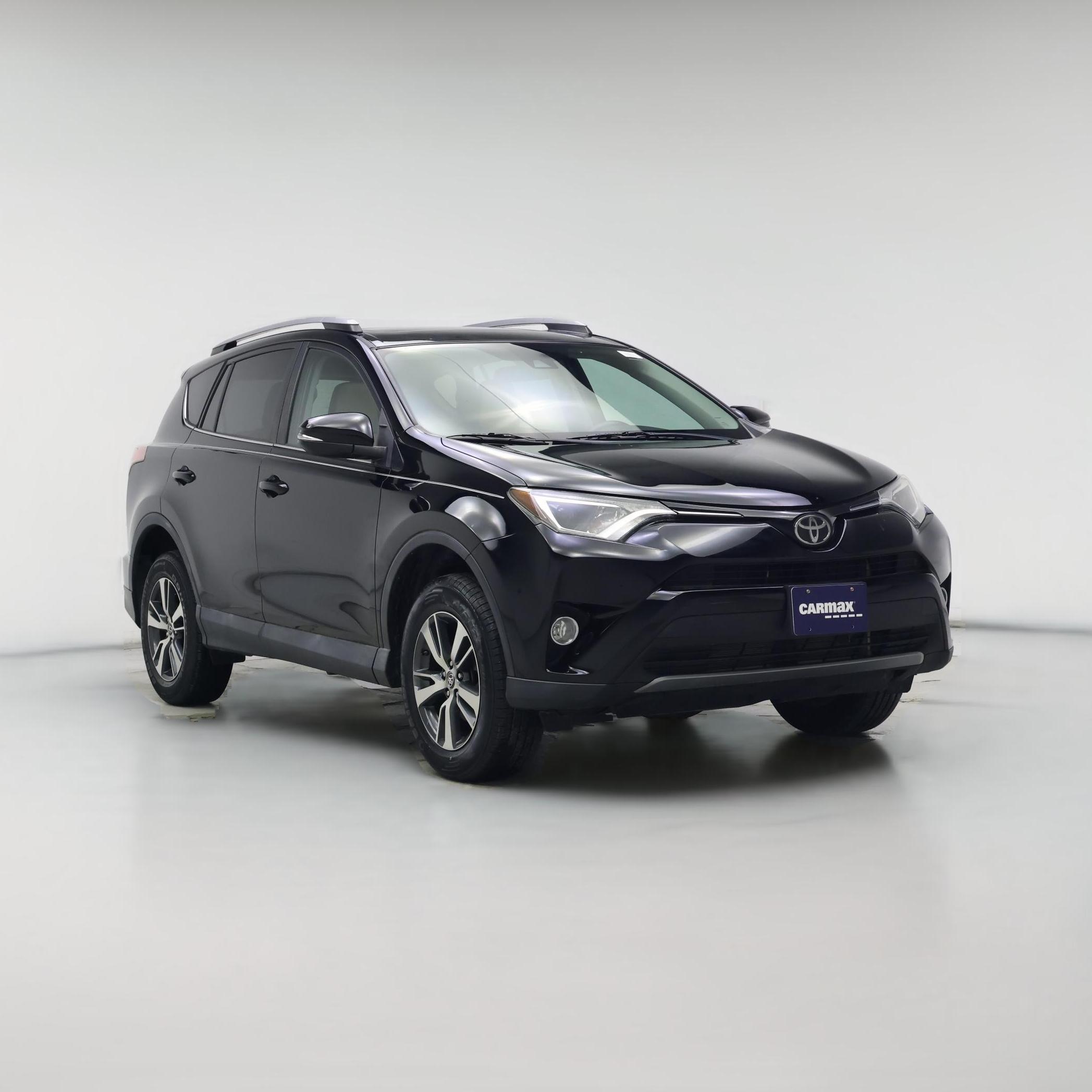 Thumbnail: 2017 Toyota RAV4 - 1