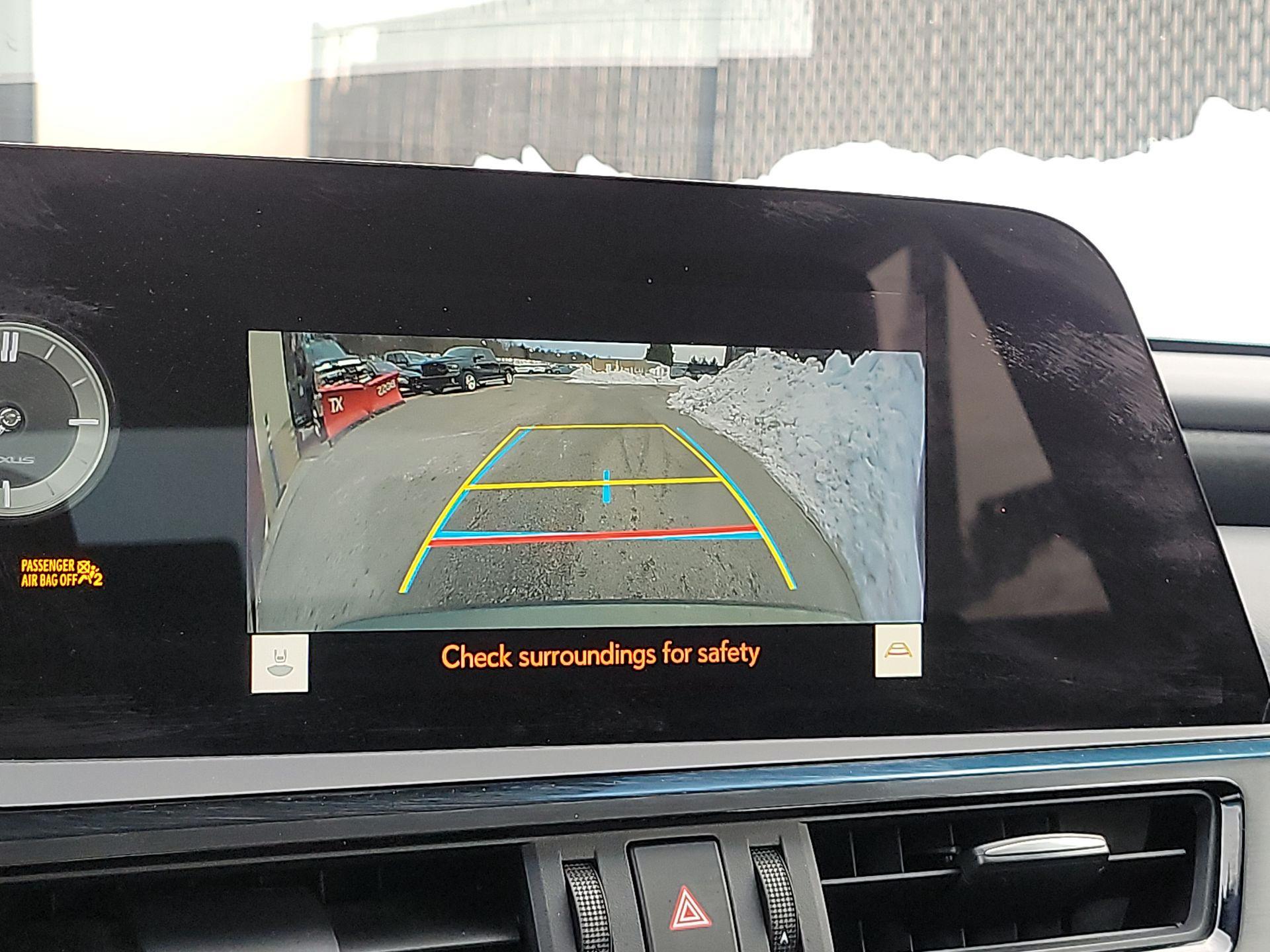 Thumbnail: 2025 Lexus ES - 12