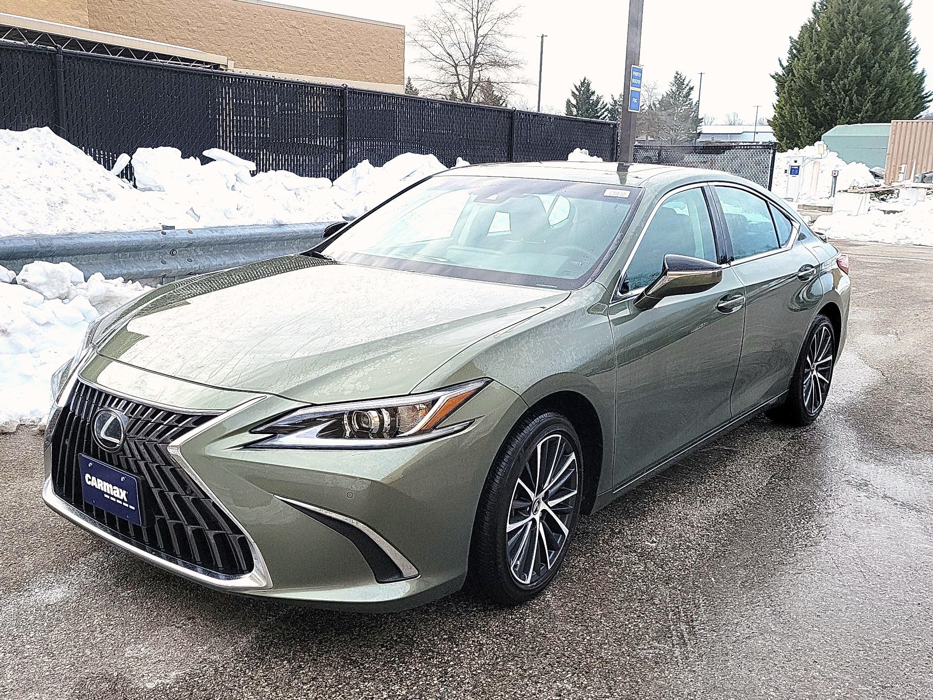 Thumbnail: 2025 Lexus ES - 3